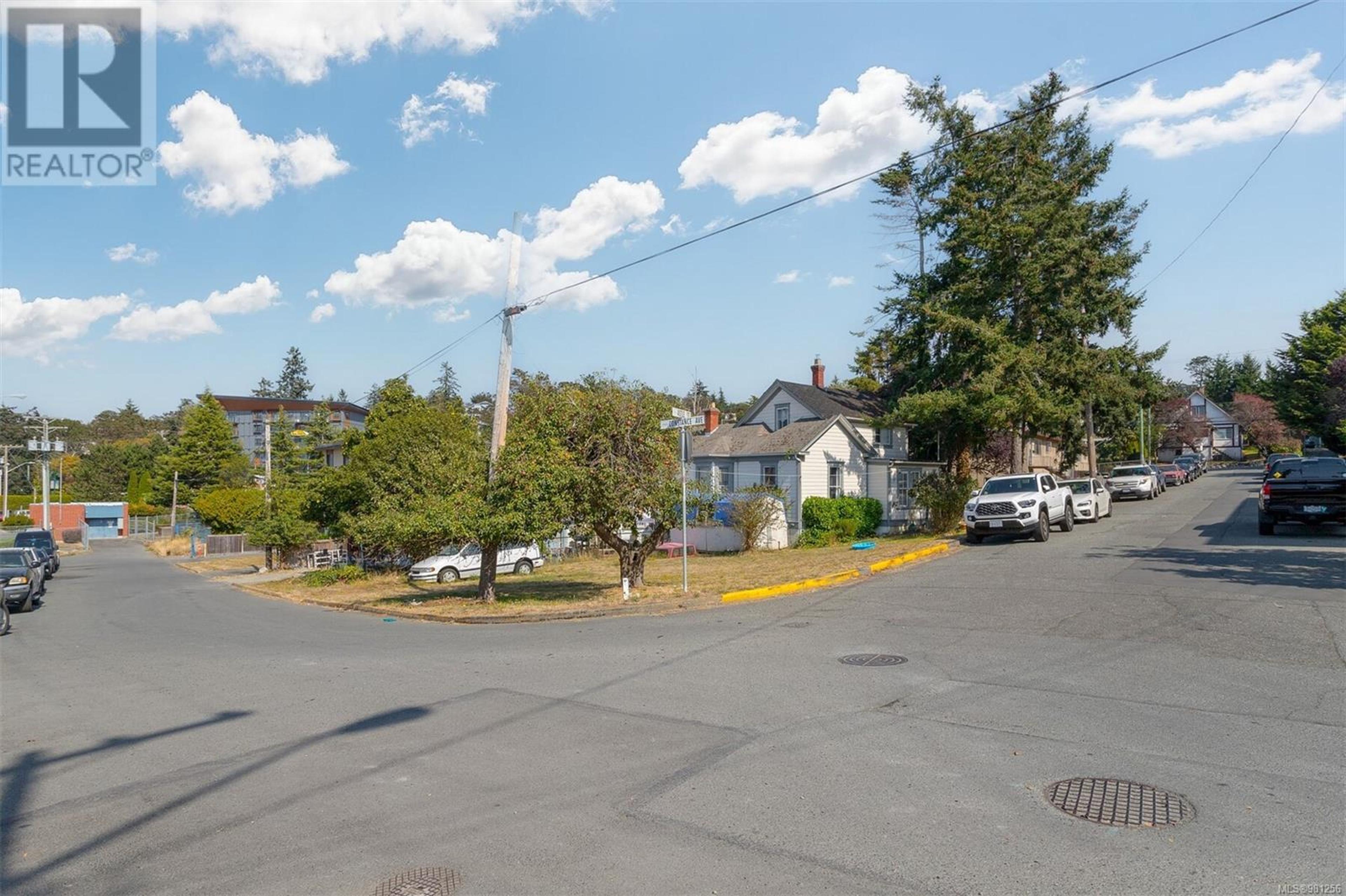 656 ADMIRALS RD - Image 18
