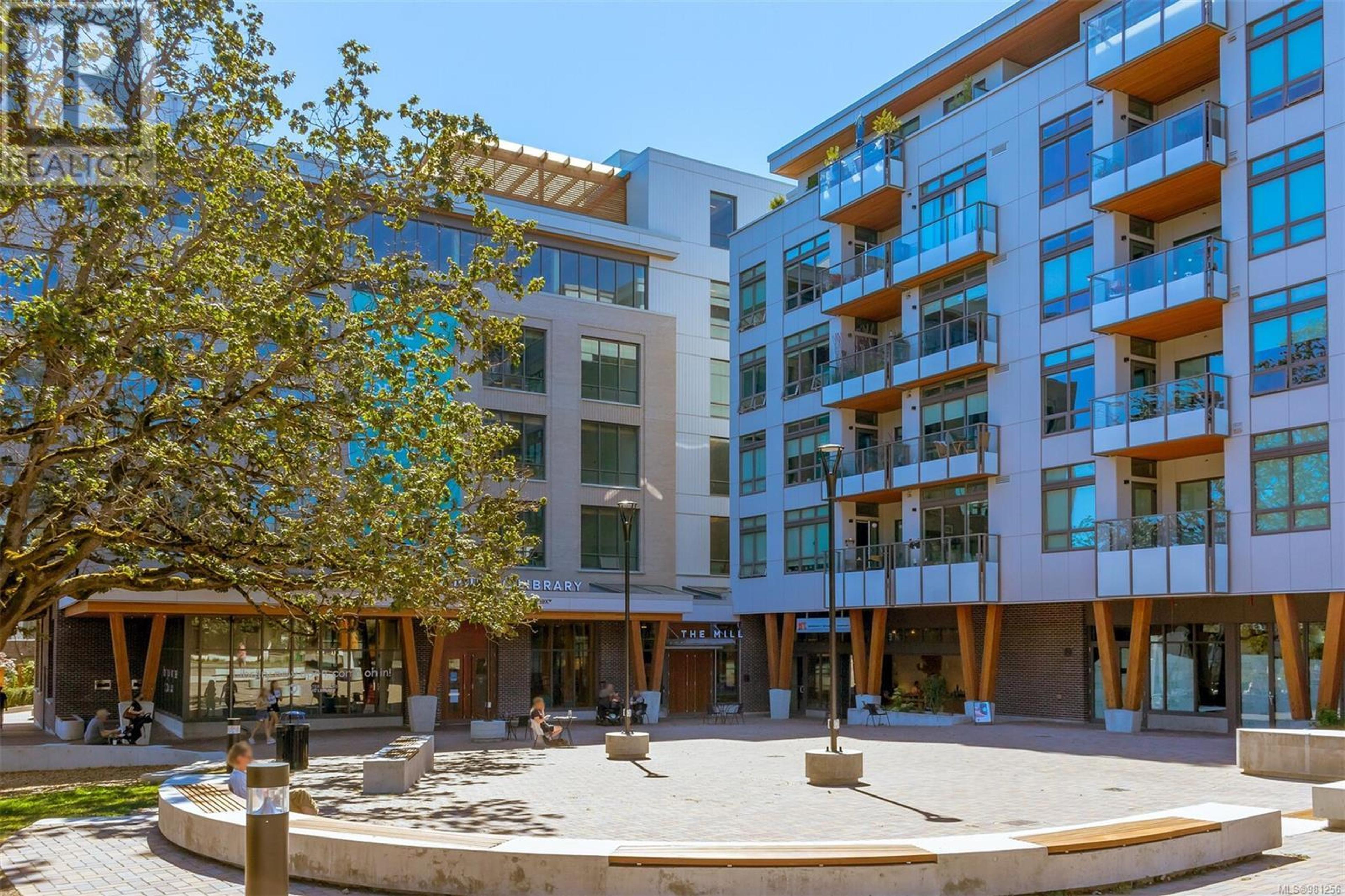 656 ADMIRALS RD - Image 30