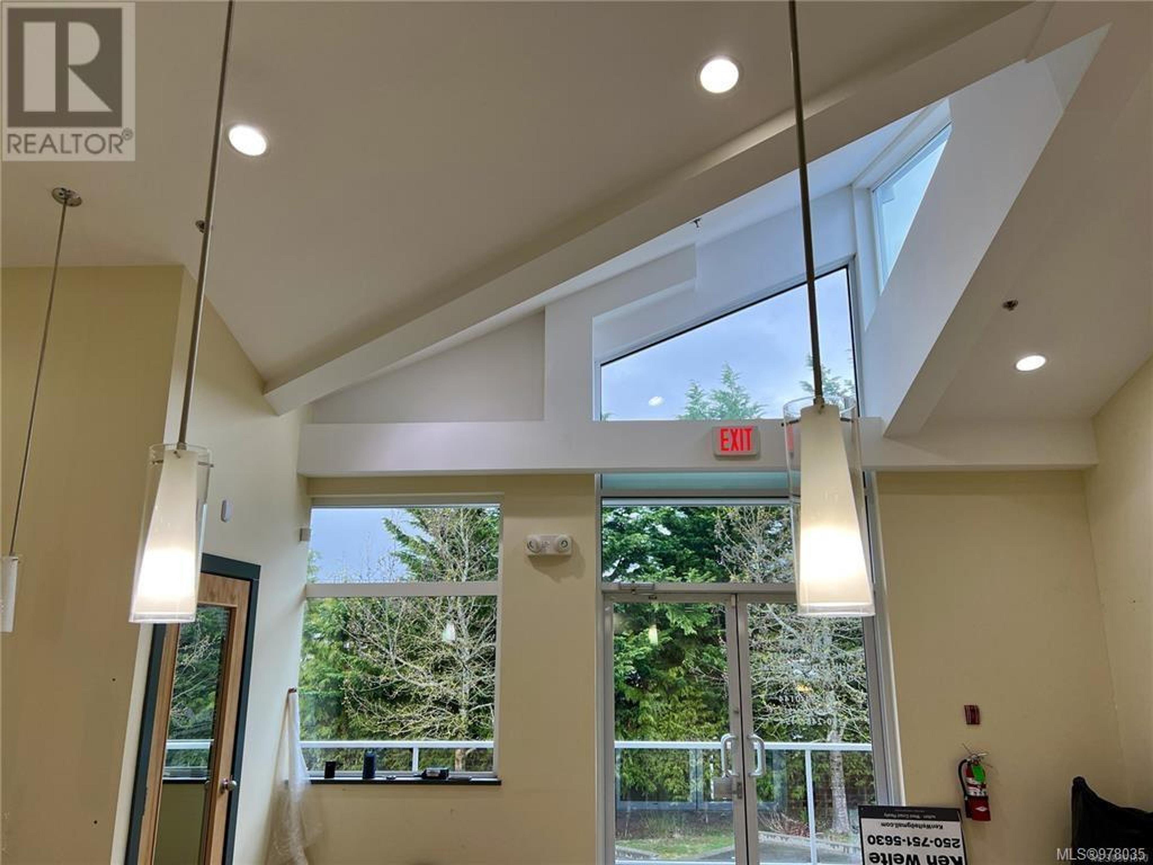 #103 1629 TOWNSITE RD - Image 2