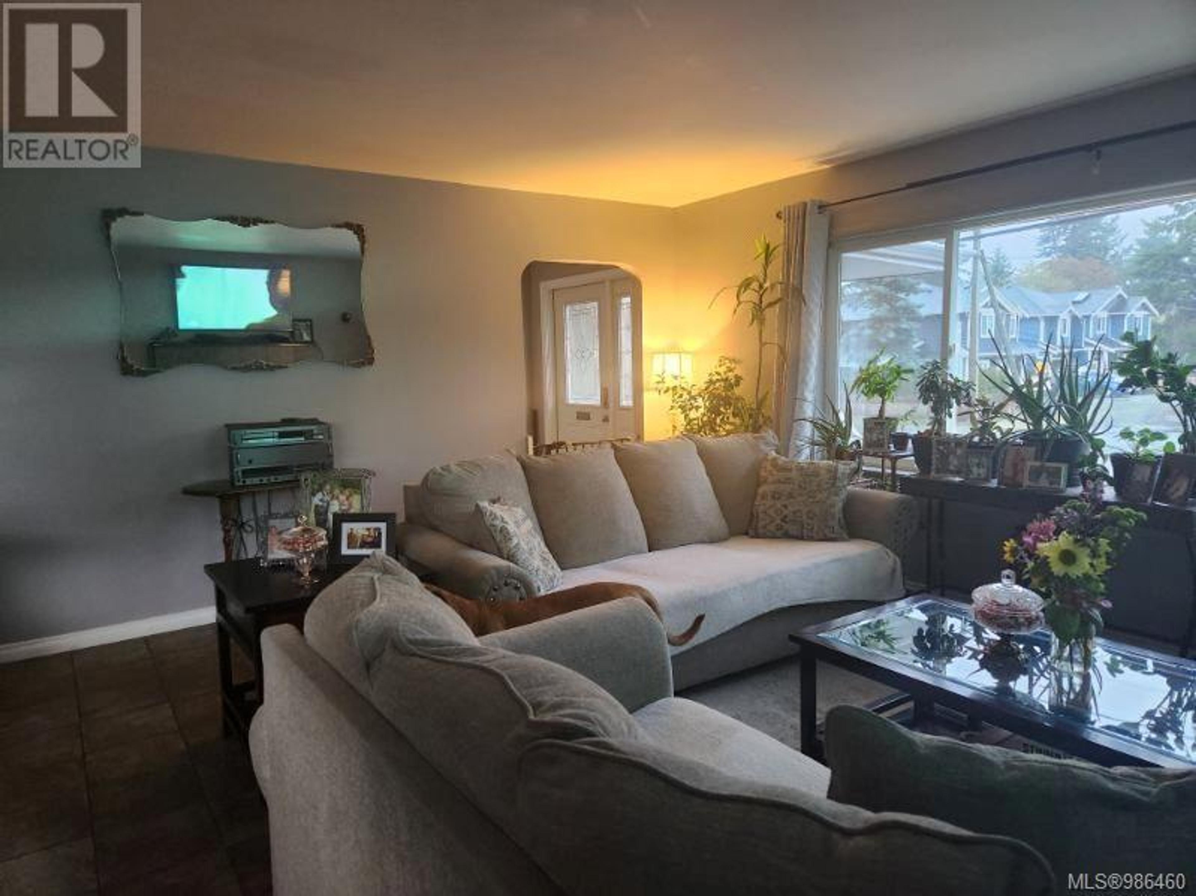 2104 NORTHFIELD RD - Image 23