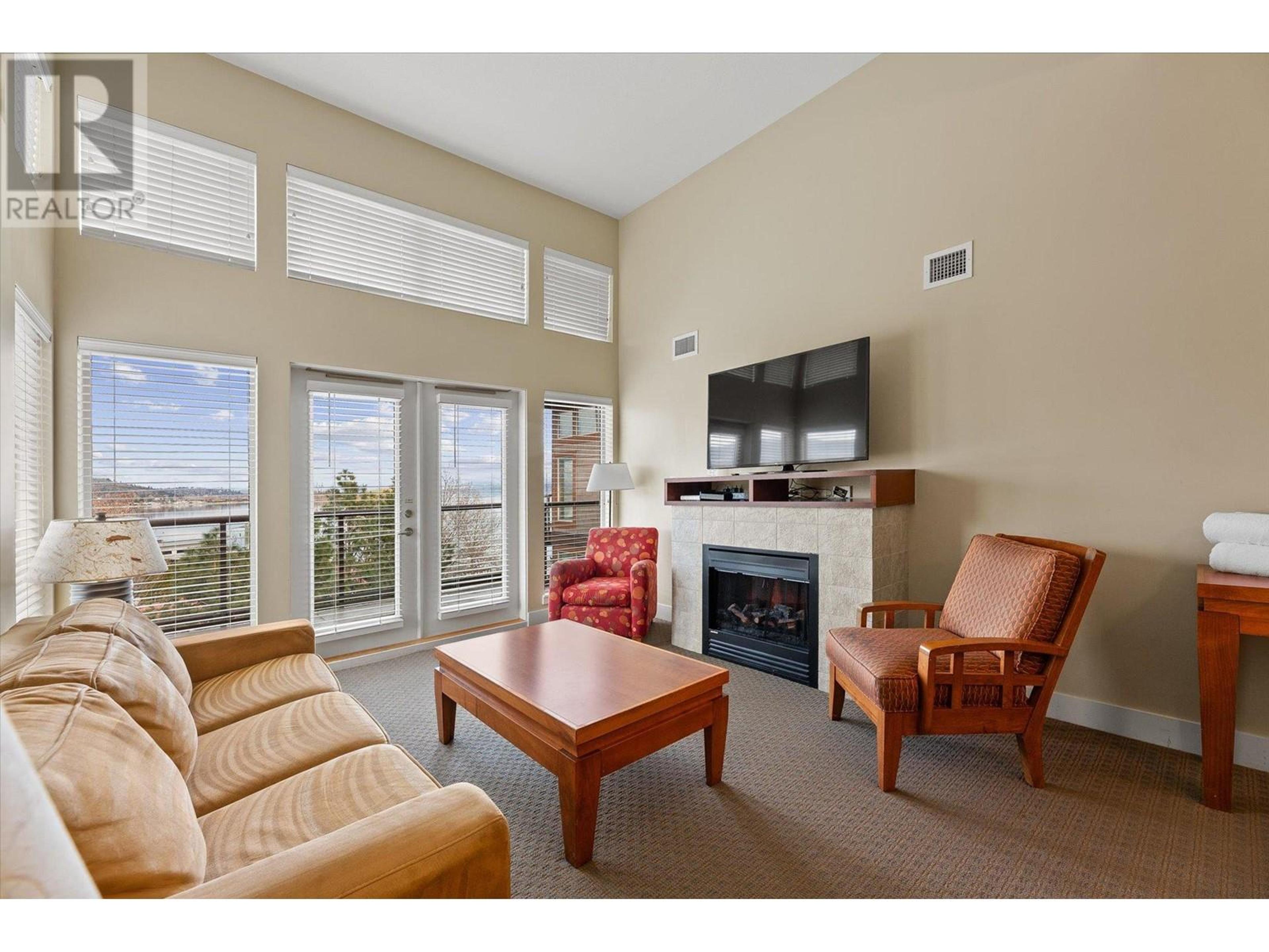 #404 4205 GELLATLY ROAD - Image 12