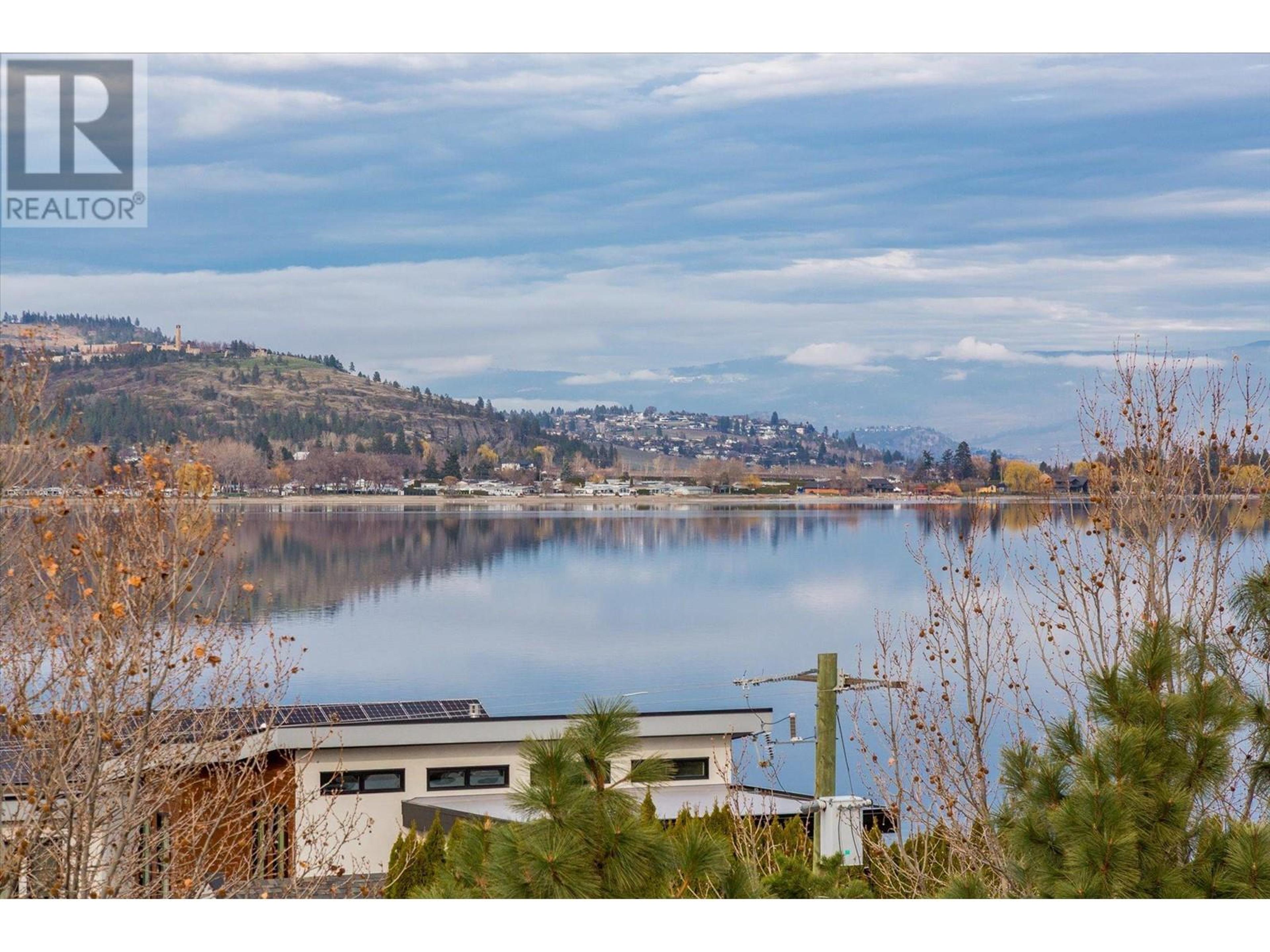 #404 4205 GELLATLY ROAD - Image 15