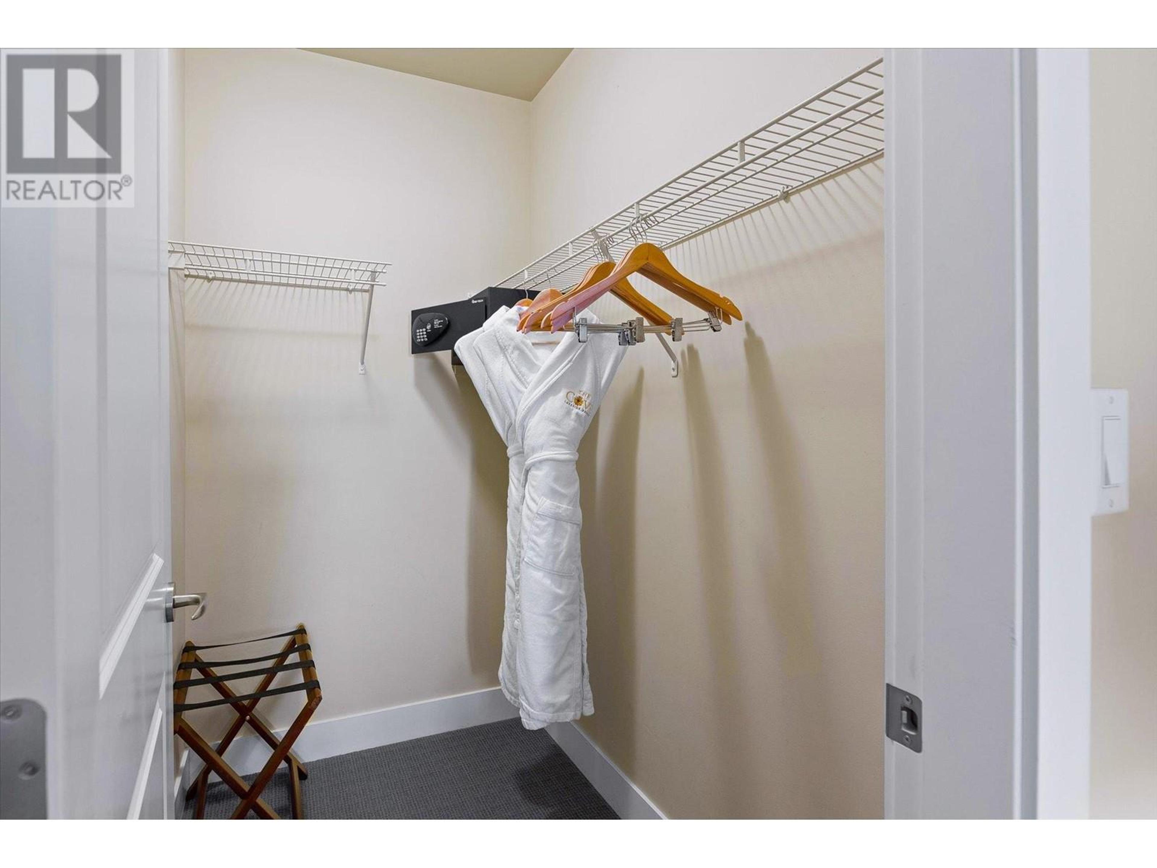 #404 4205 GELLATLY ROAD - Image 23