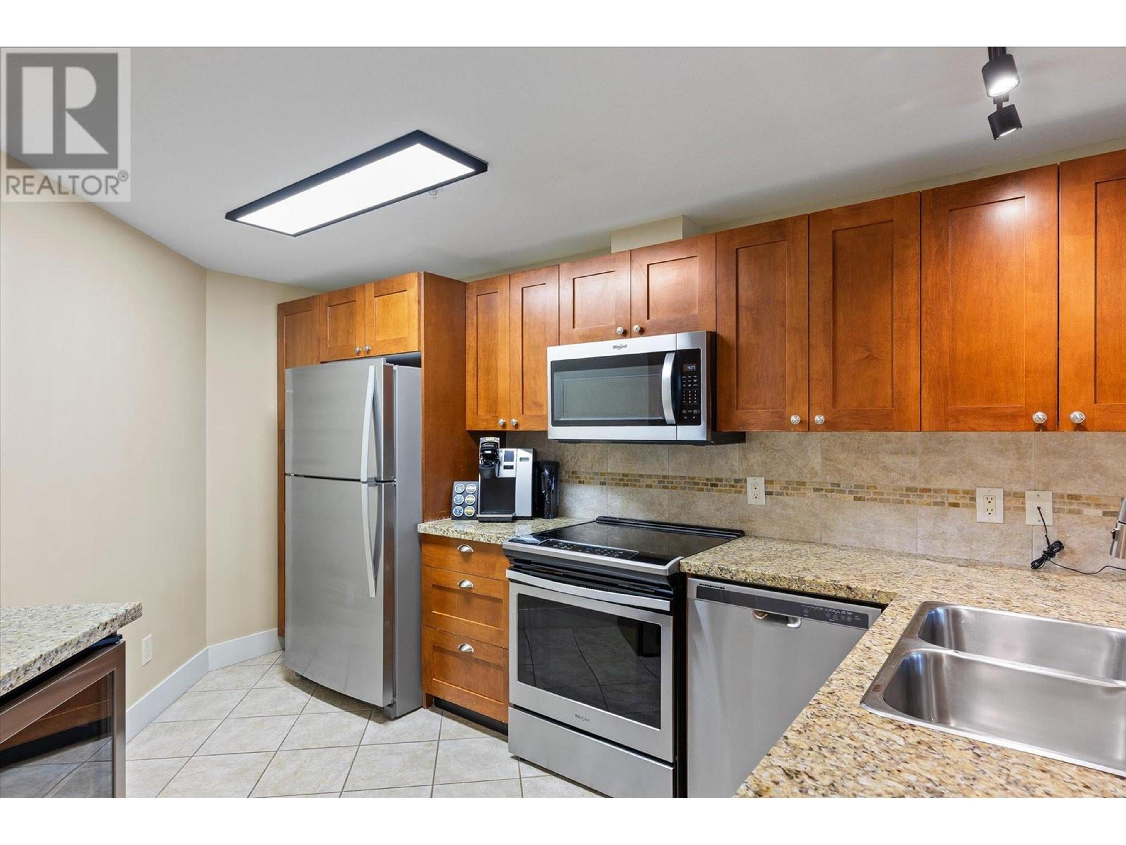 #404 4205 GELLATLY ROAD - Image 6