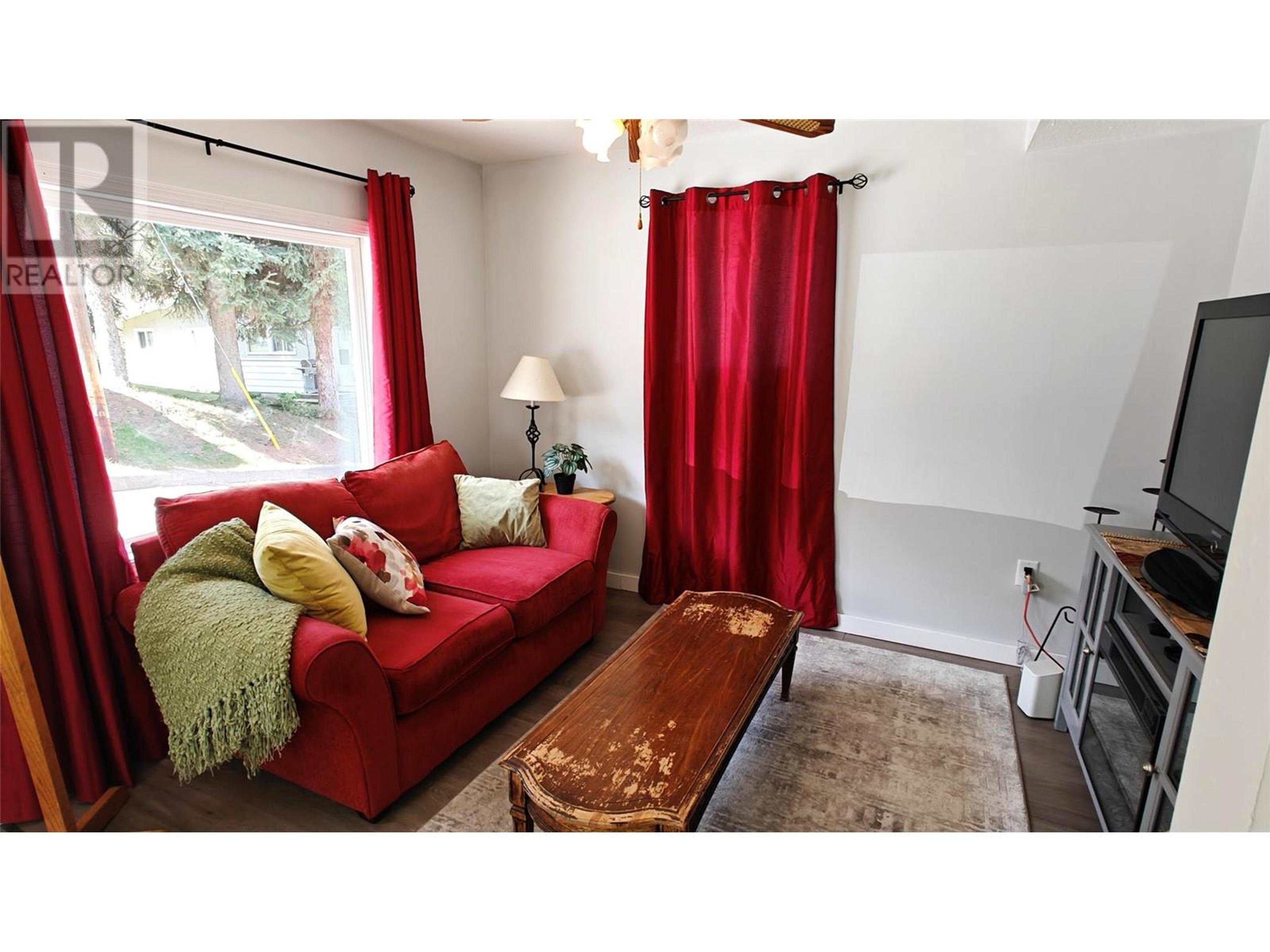 521 TURNER STREET - Image 8