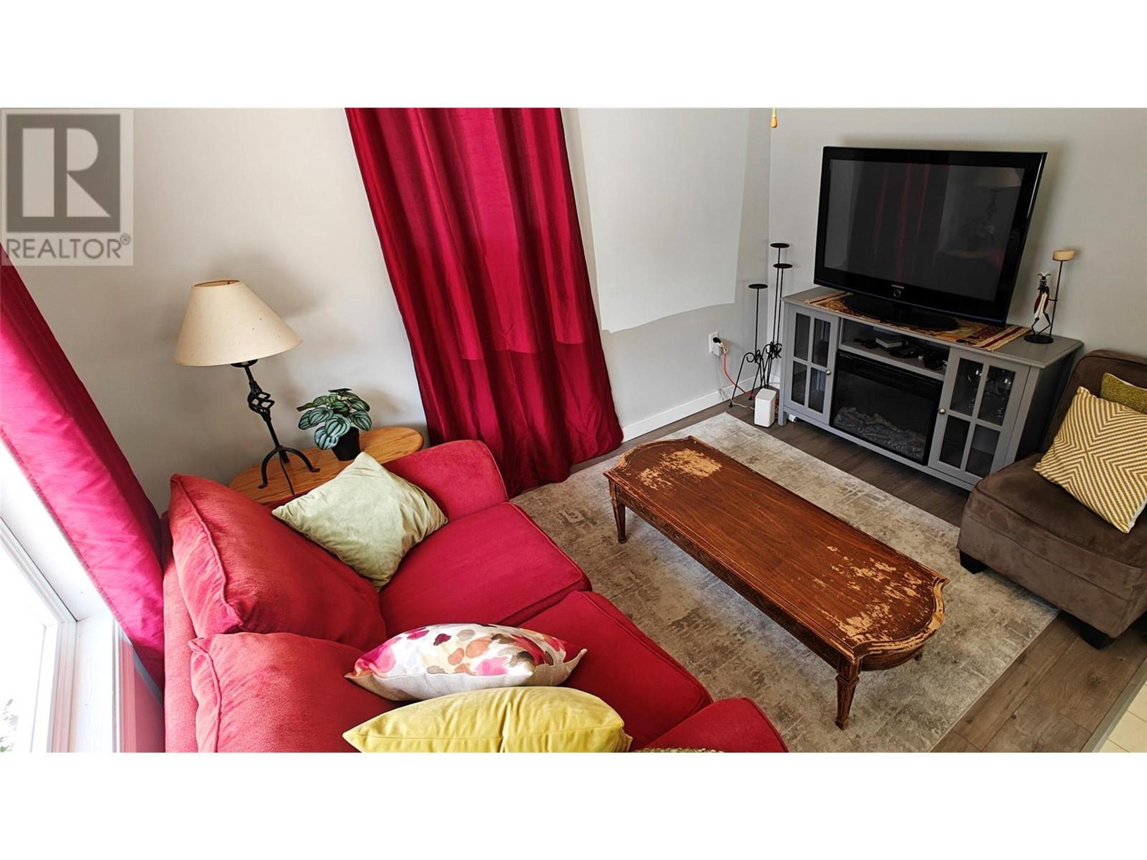 521 TURNER STREET - Image 10