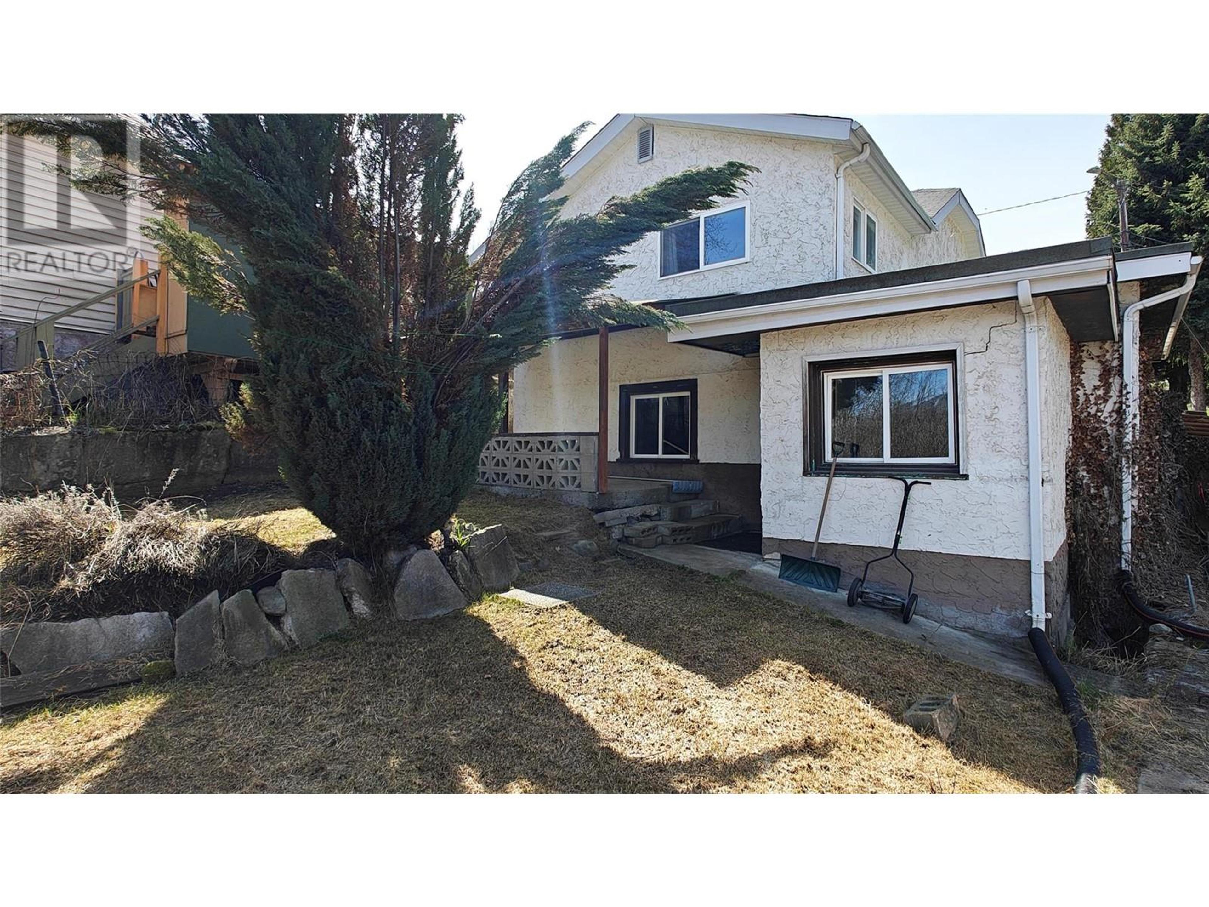 521 TURNER STREET - Image 32