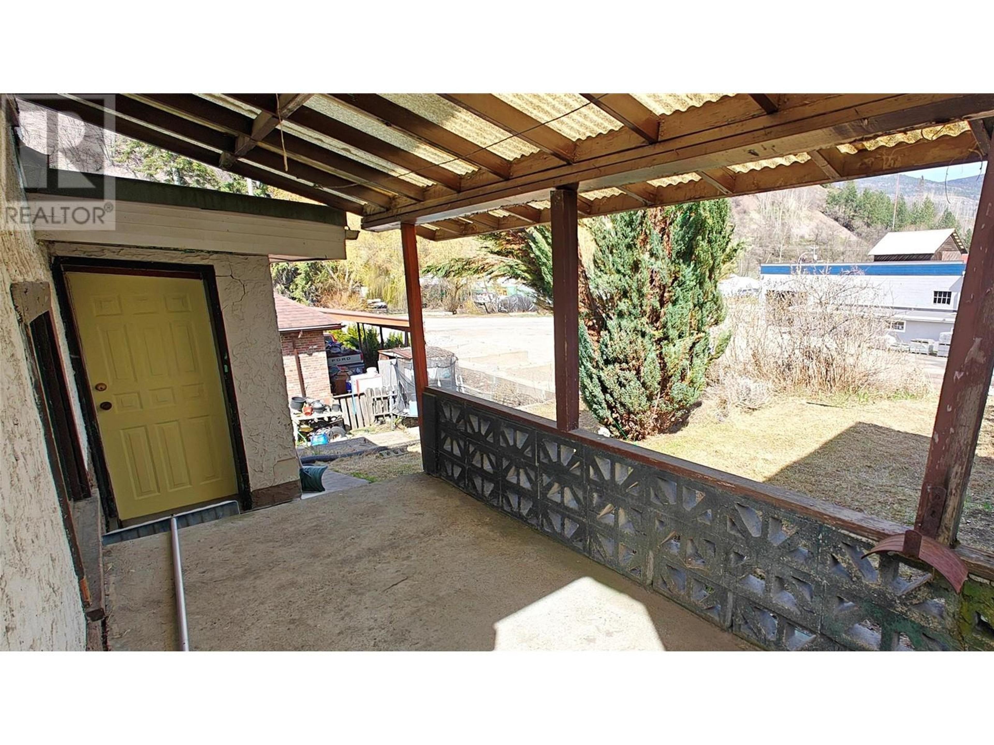 521 TURNER STREET - Image 31