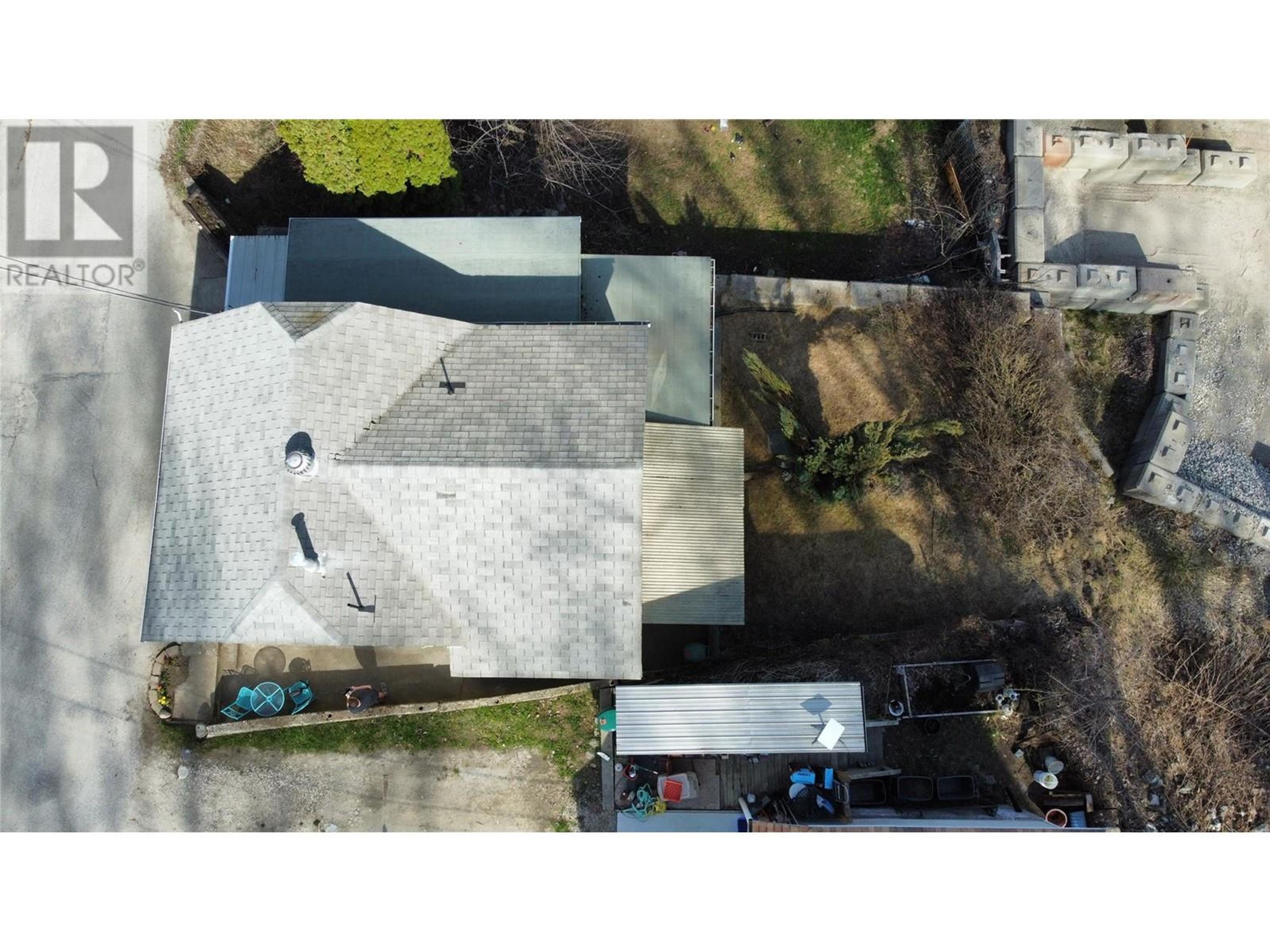 521 TURNER STREET - Image 37
