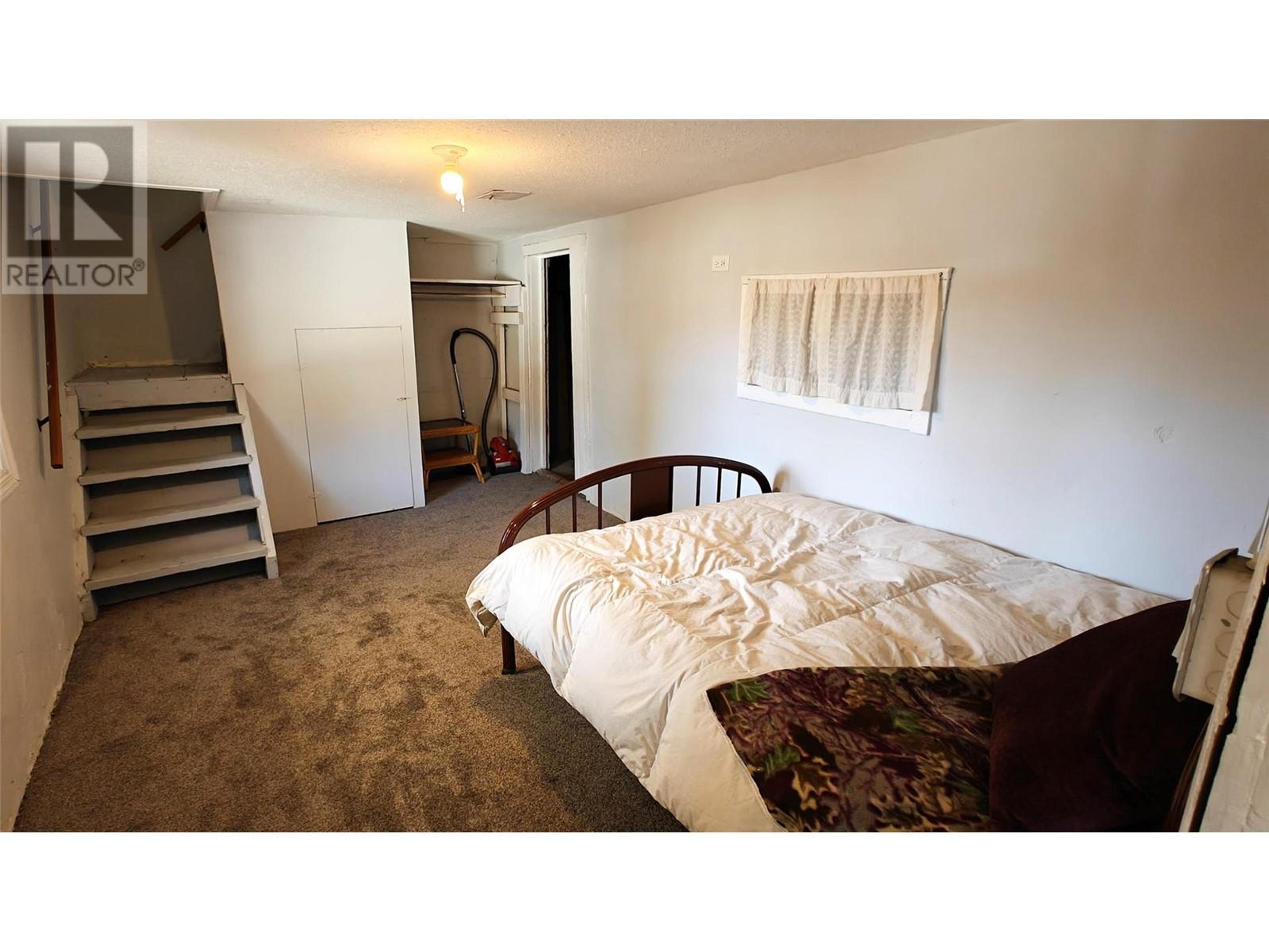 521 TURNER STREET - Image 25