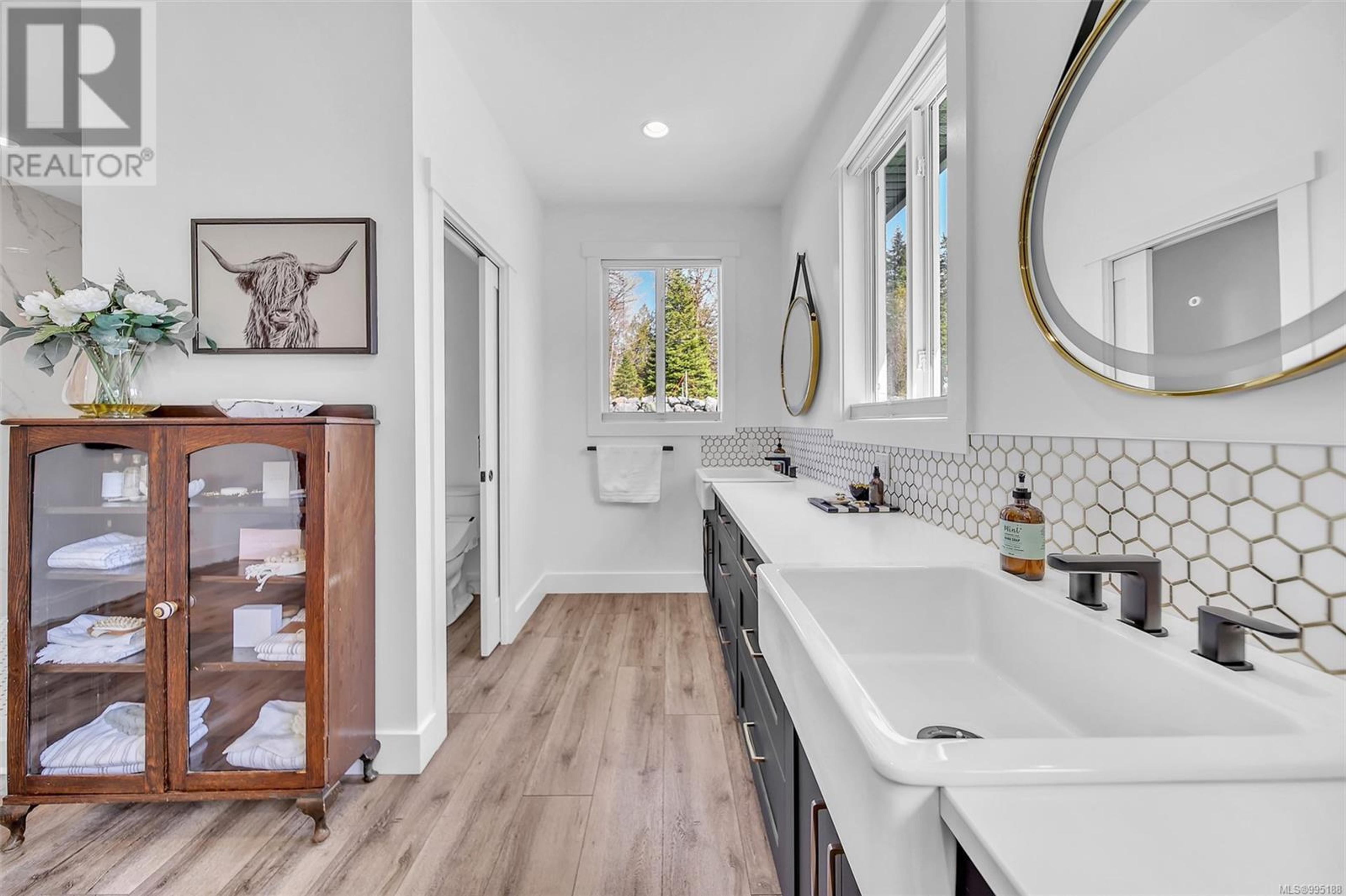 6345 KAREN PL - Image 40