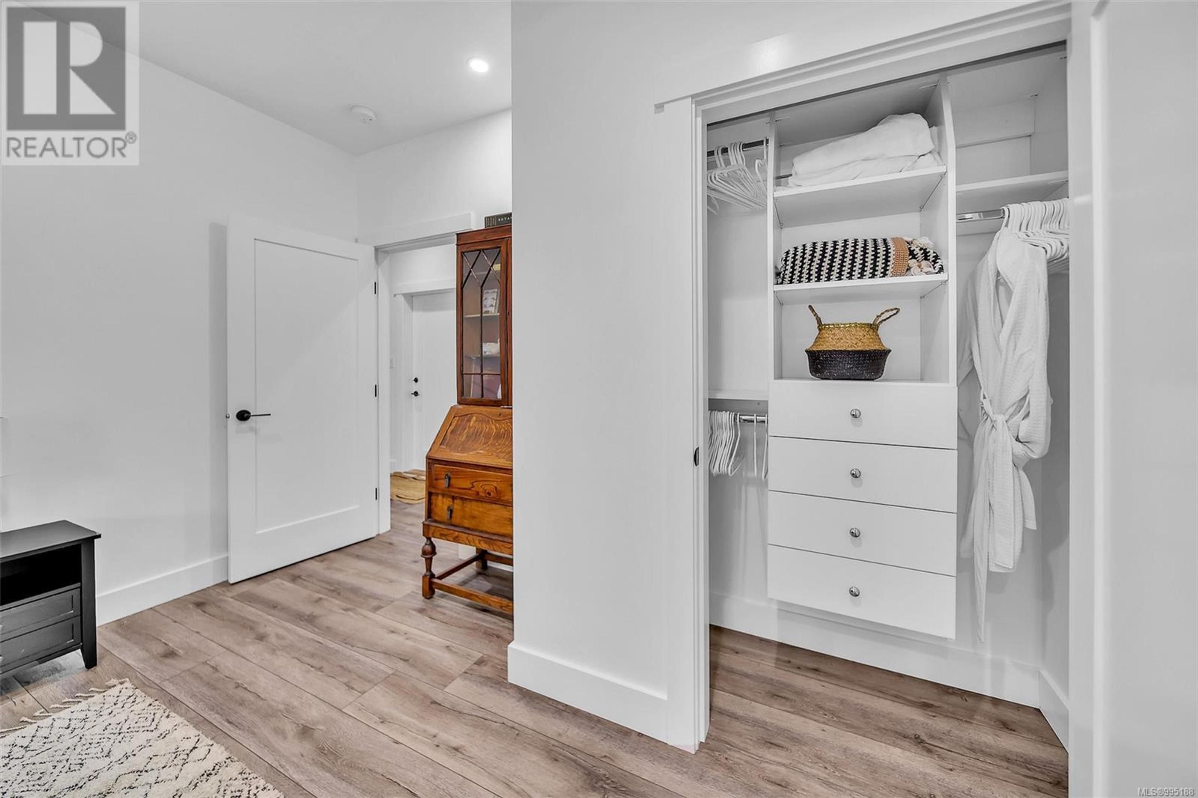 6345 KAREN PL - Image 63