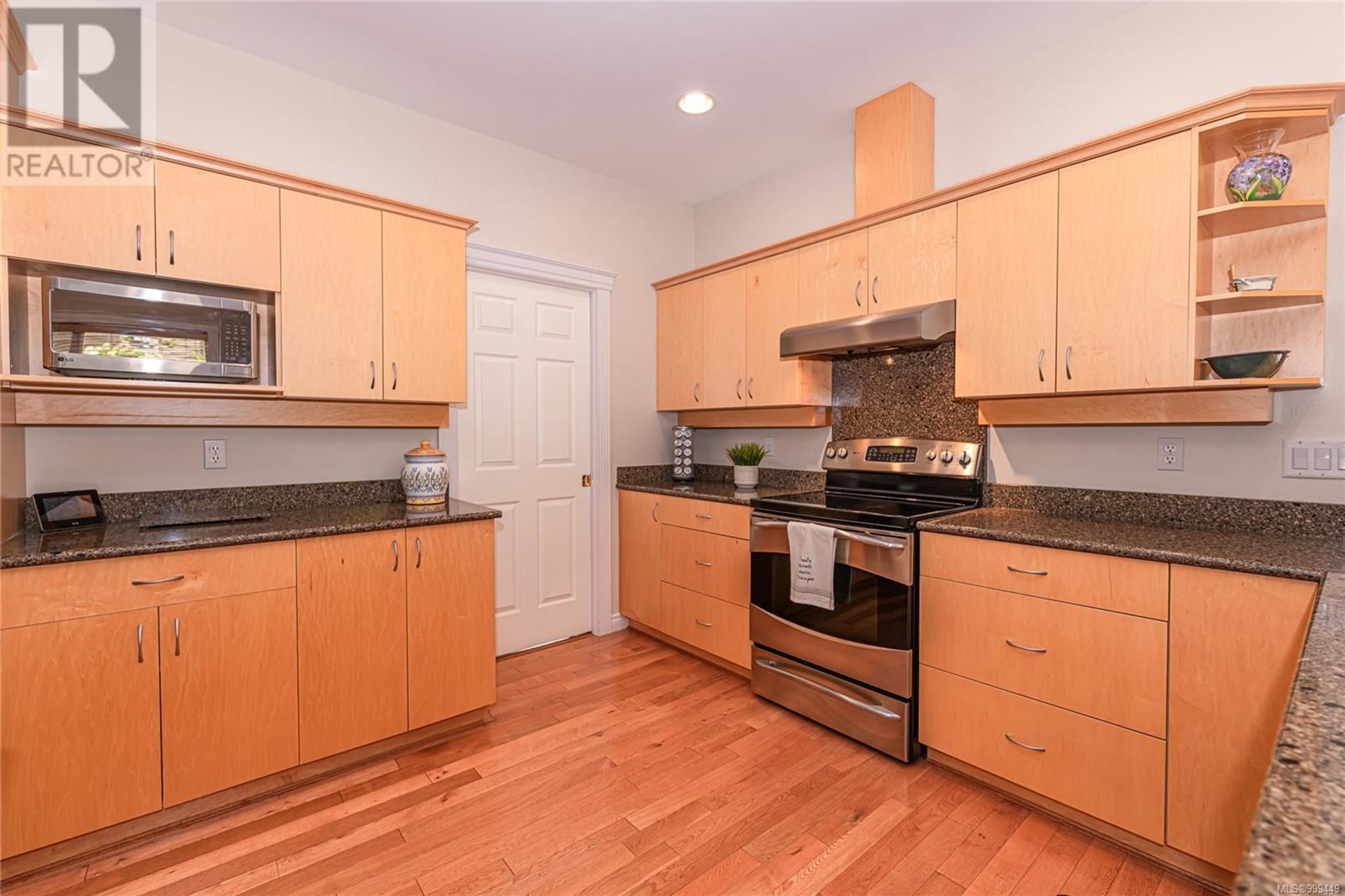 5300 MYNABIRD LANE - Image 12