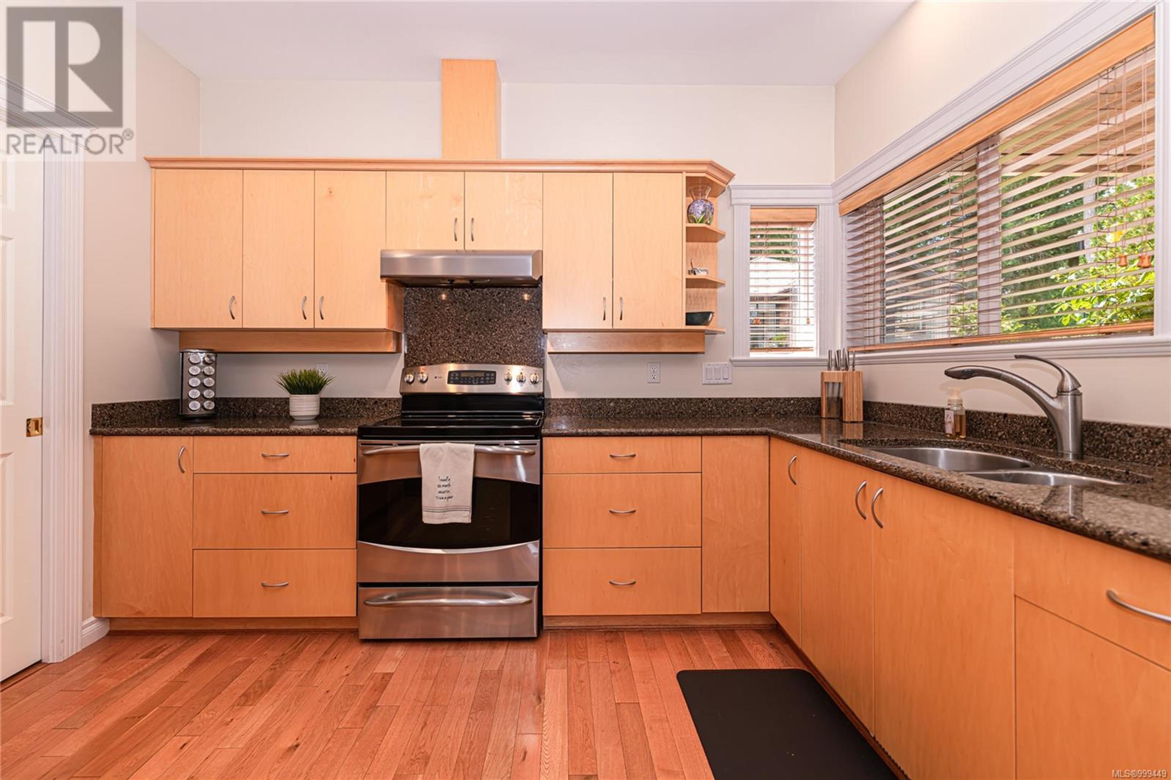 5300 MYNABIRD LANE - Image 13