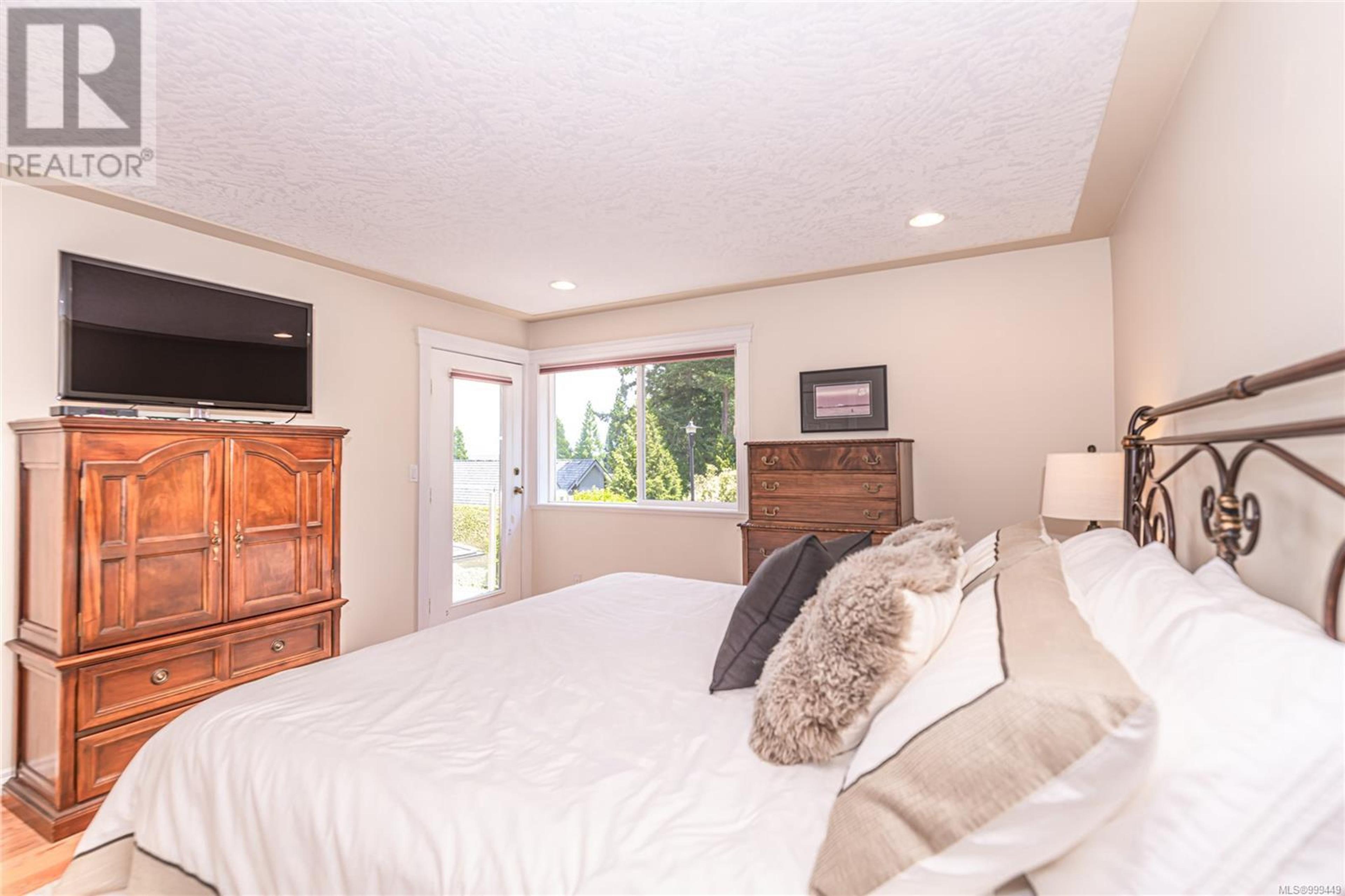 5300 MYNABIRD LANE - Image 27