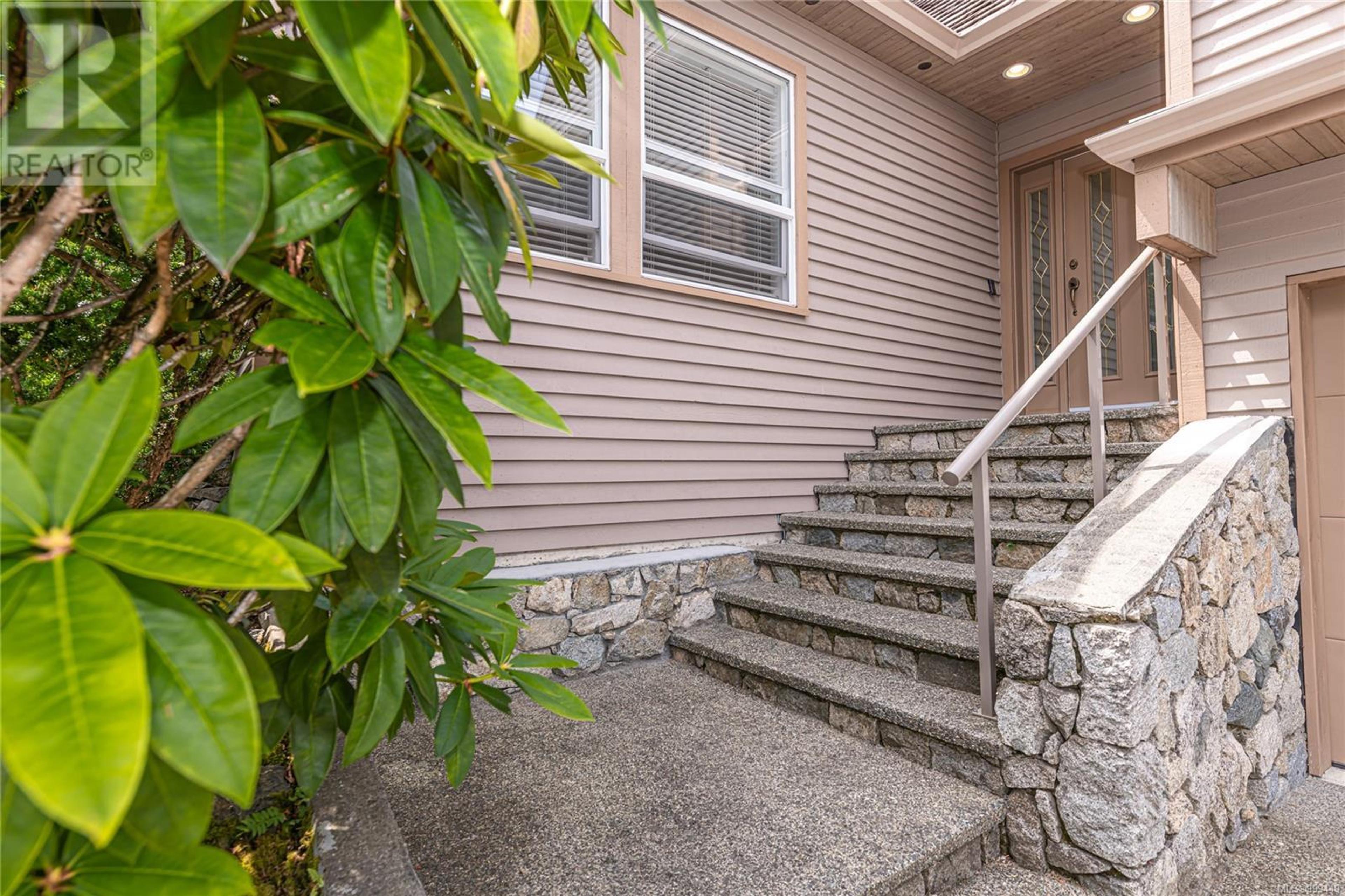 5300 MYNABIRD LANE - Image 42