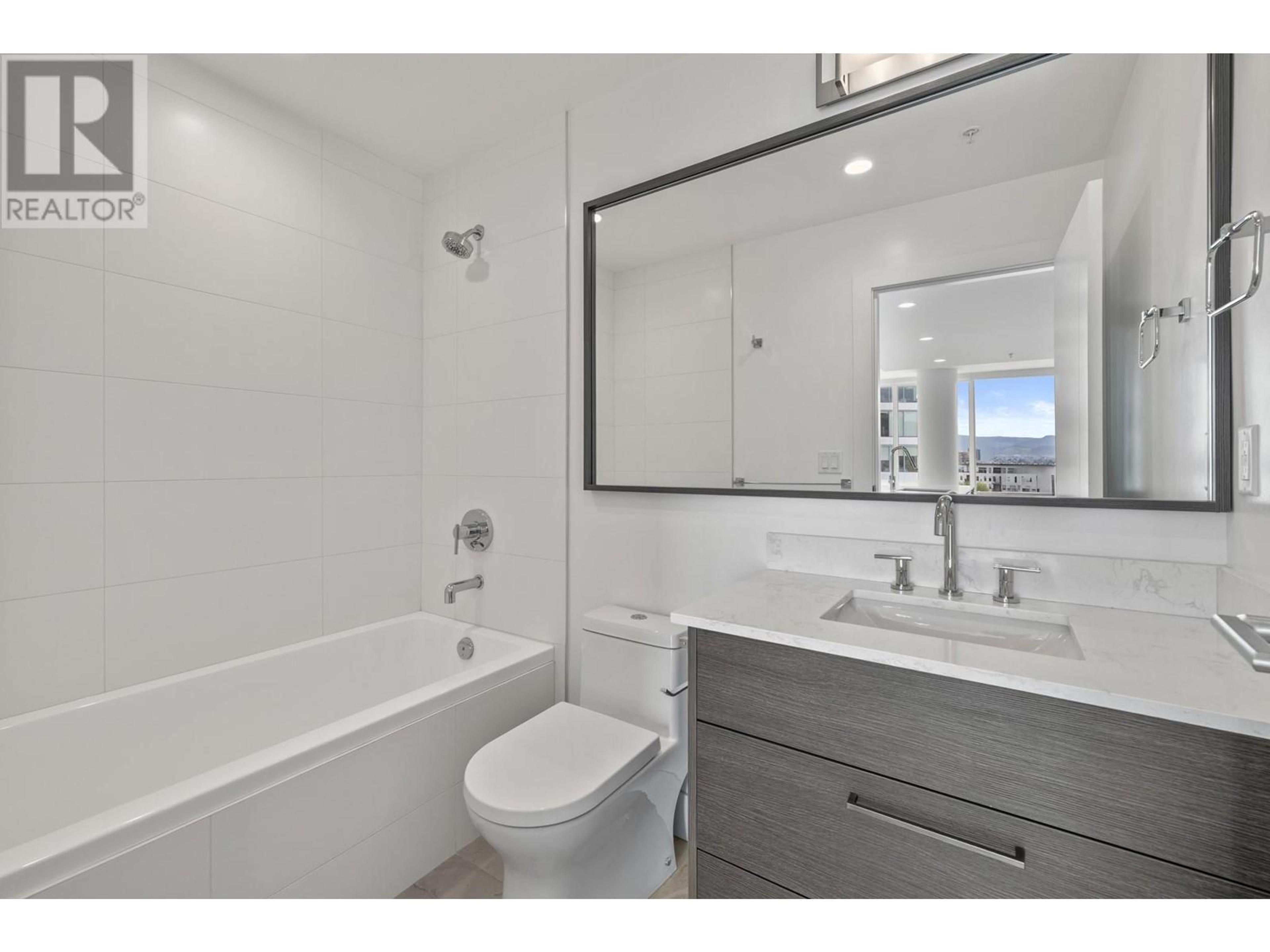 #704 1181 SUNSET DRIVE - Image 21