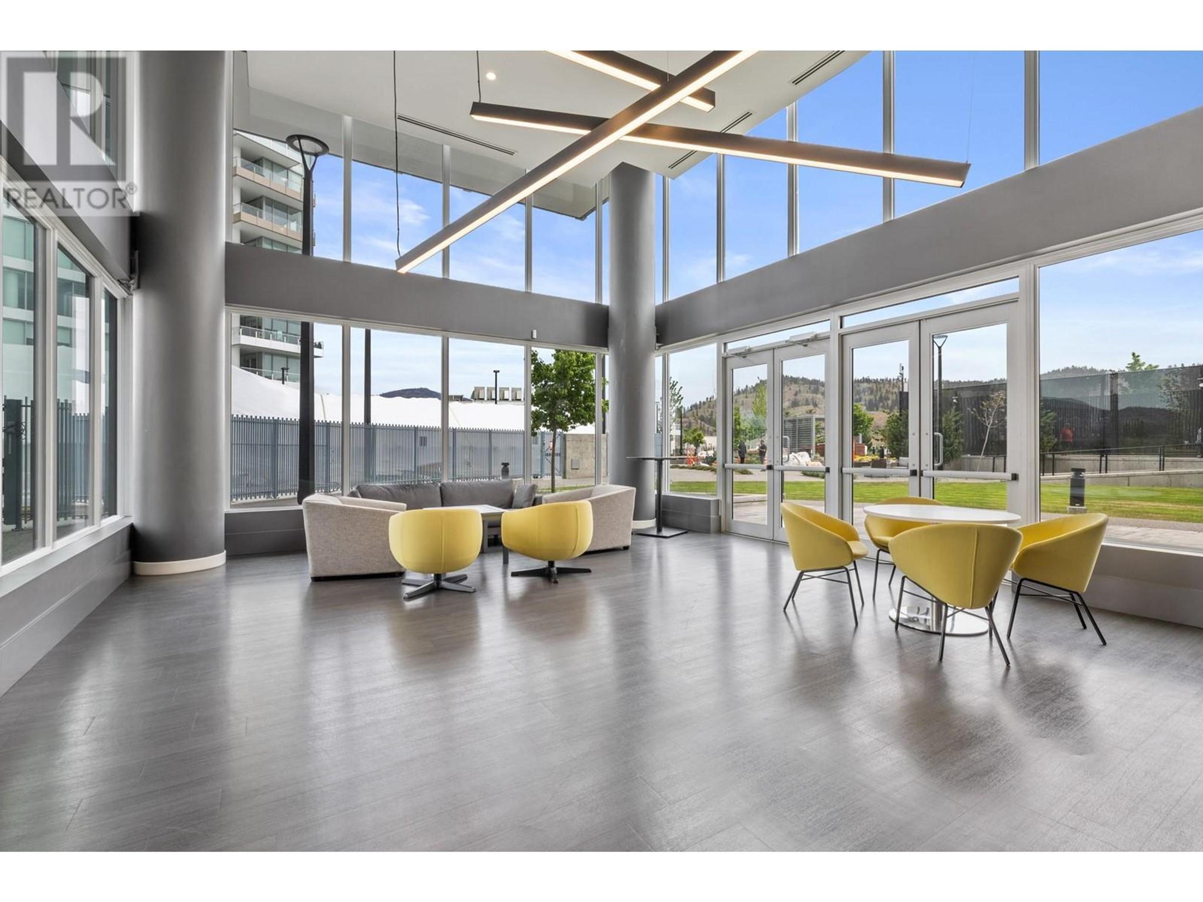 #704 1181 SUNSET DRIVE - Image 41