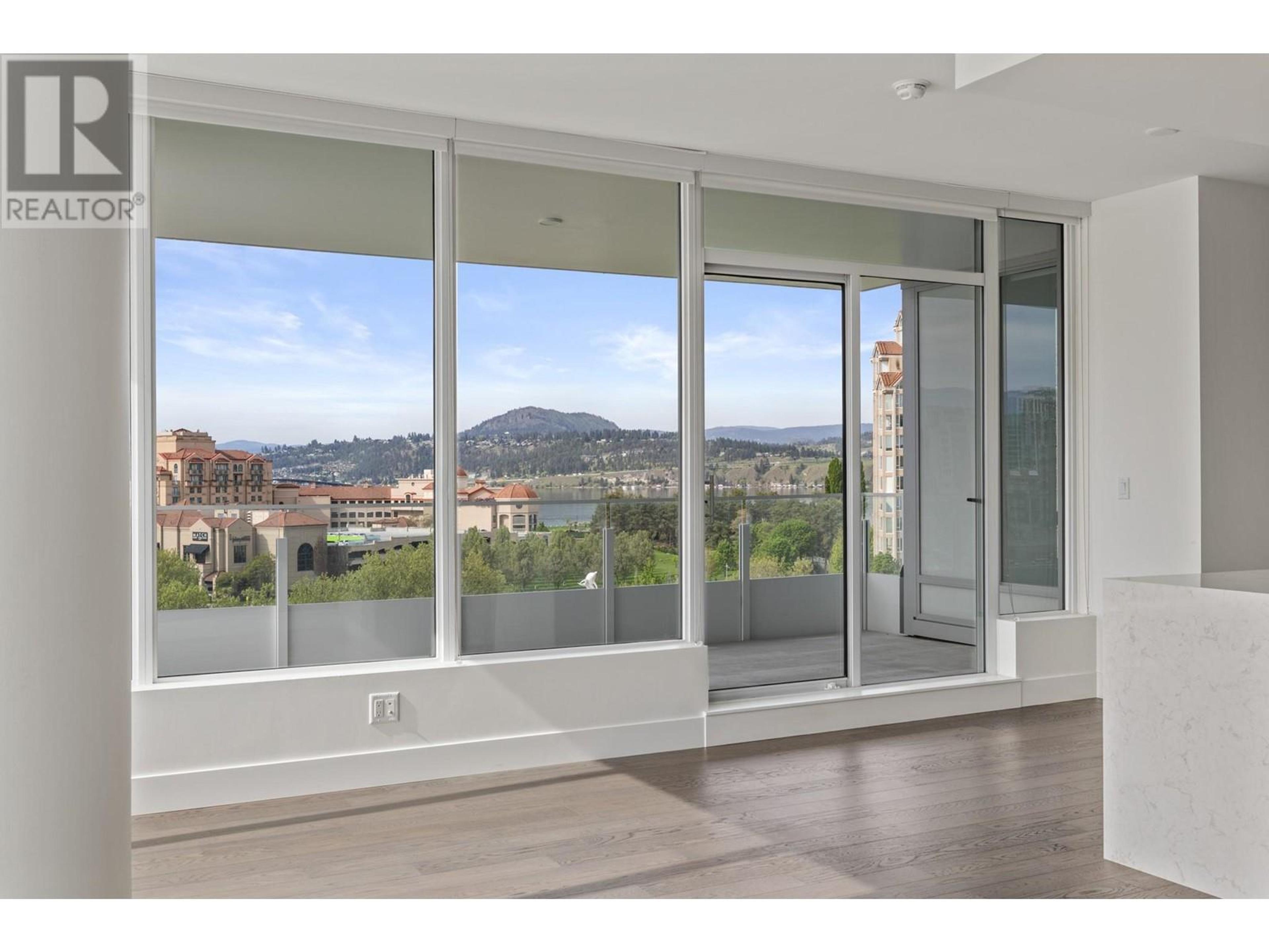 #704 1181 SUNSET DRIVE - Image 7