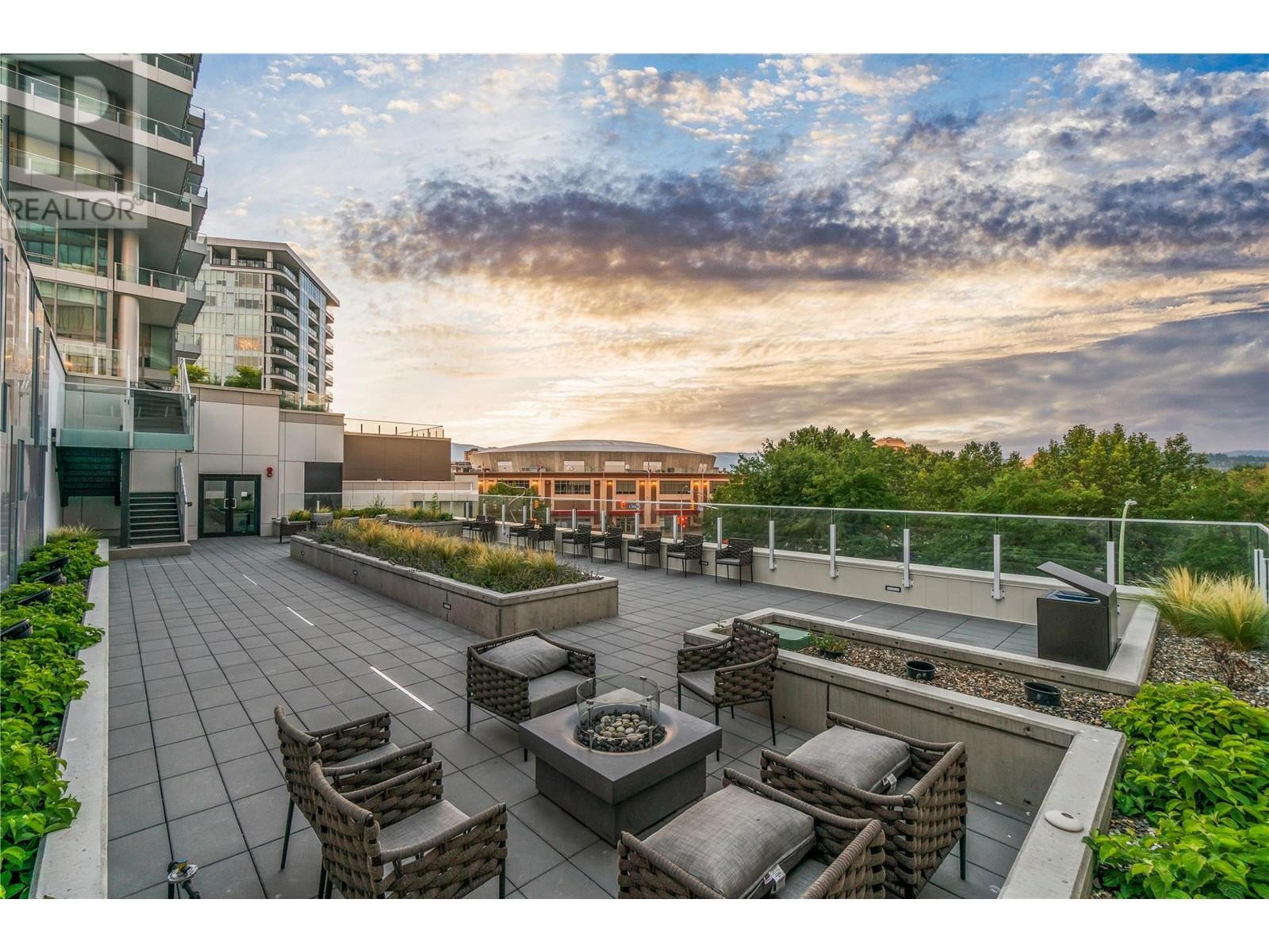 #704 1181 SUNSET DRIVE - Image 49