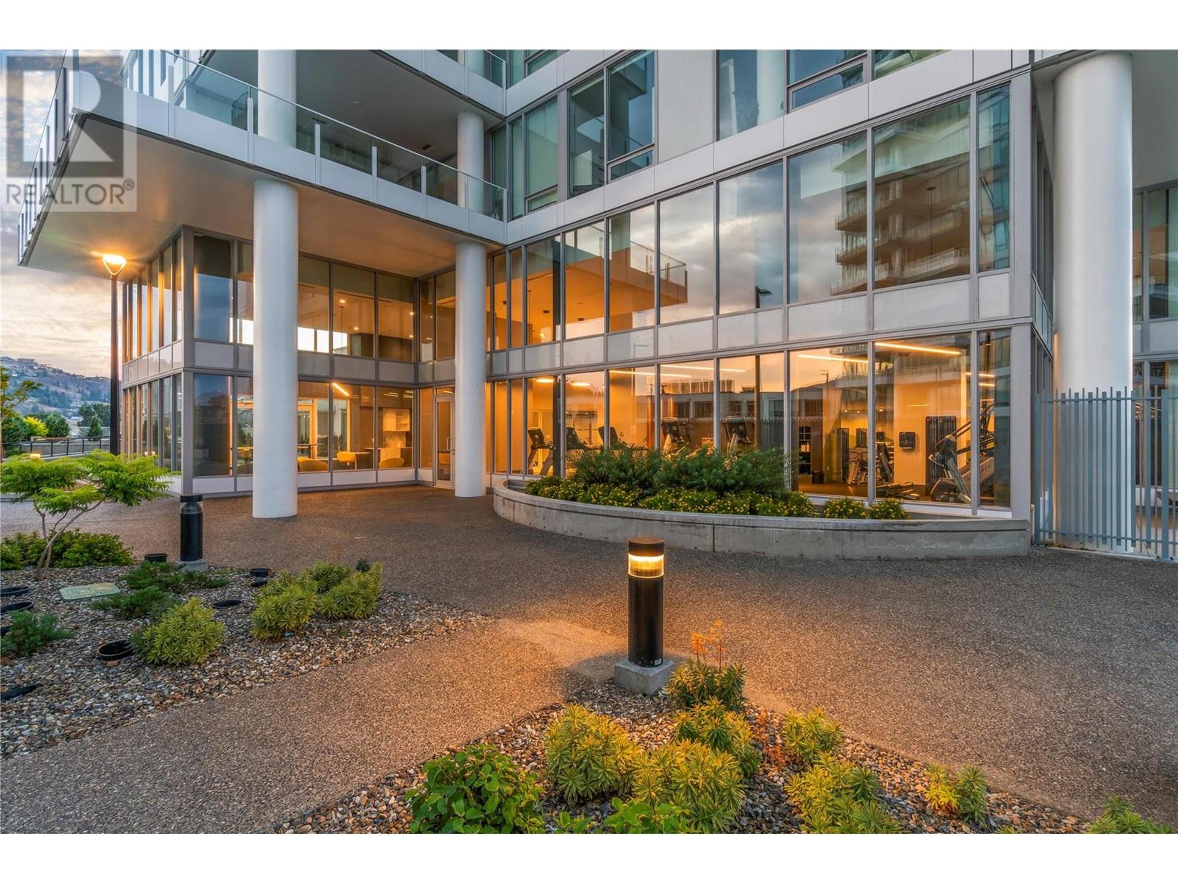 #704 1181 SUNSET DRIVE - Image 50