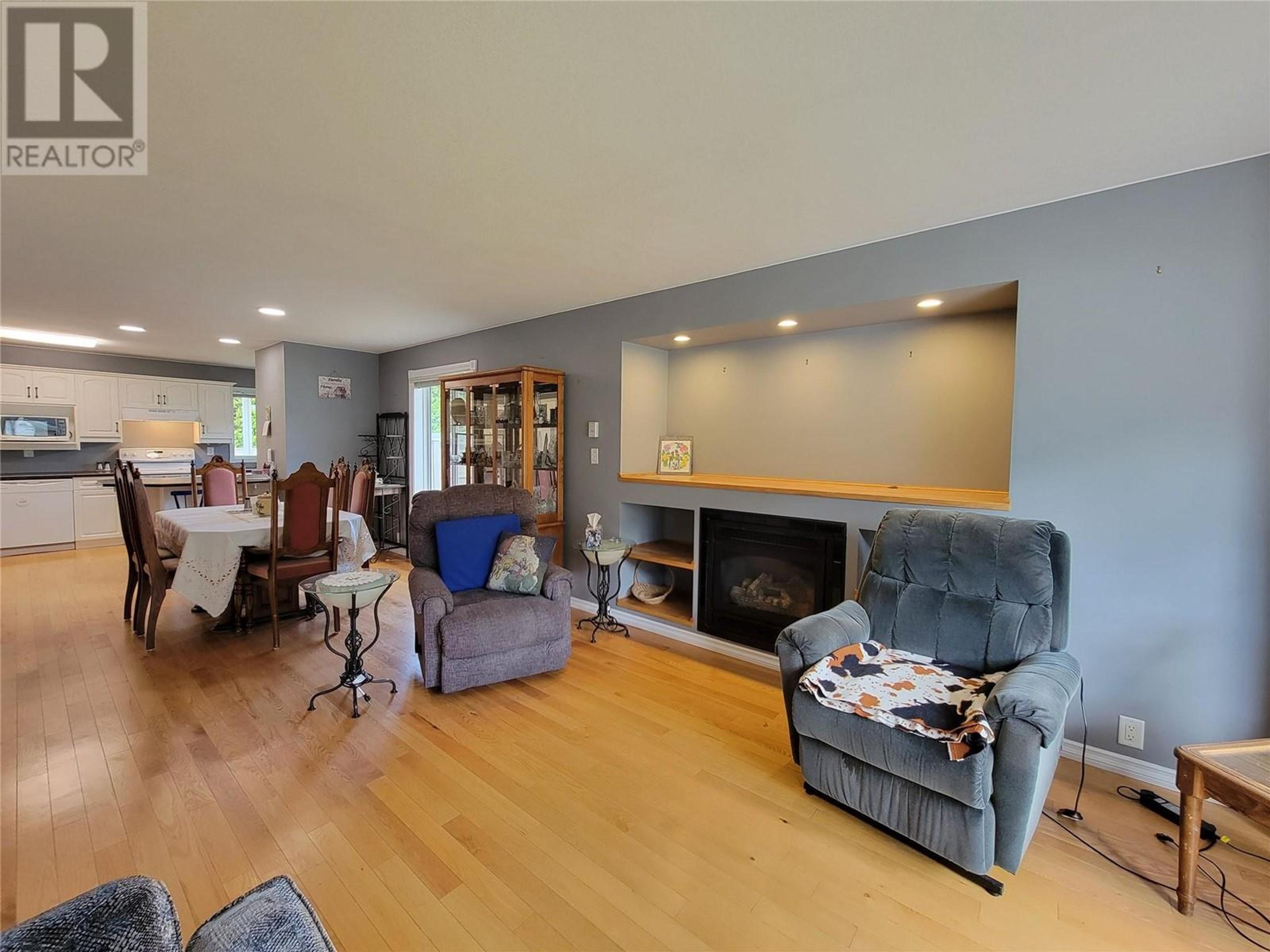 602 10TH AVENUE - Image 12