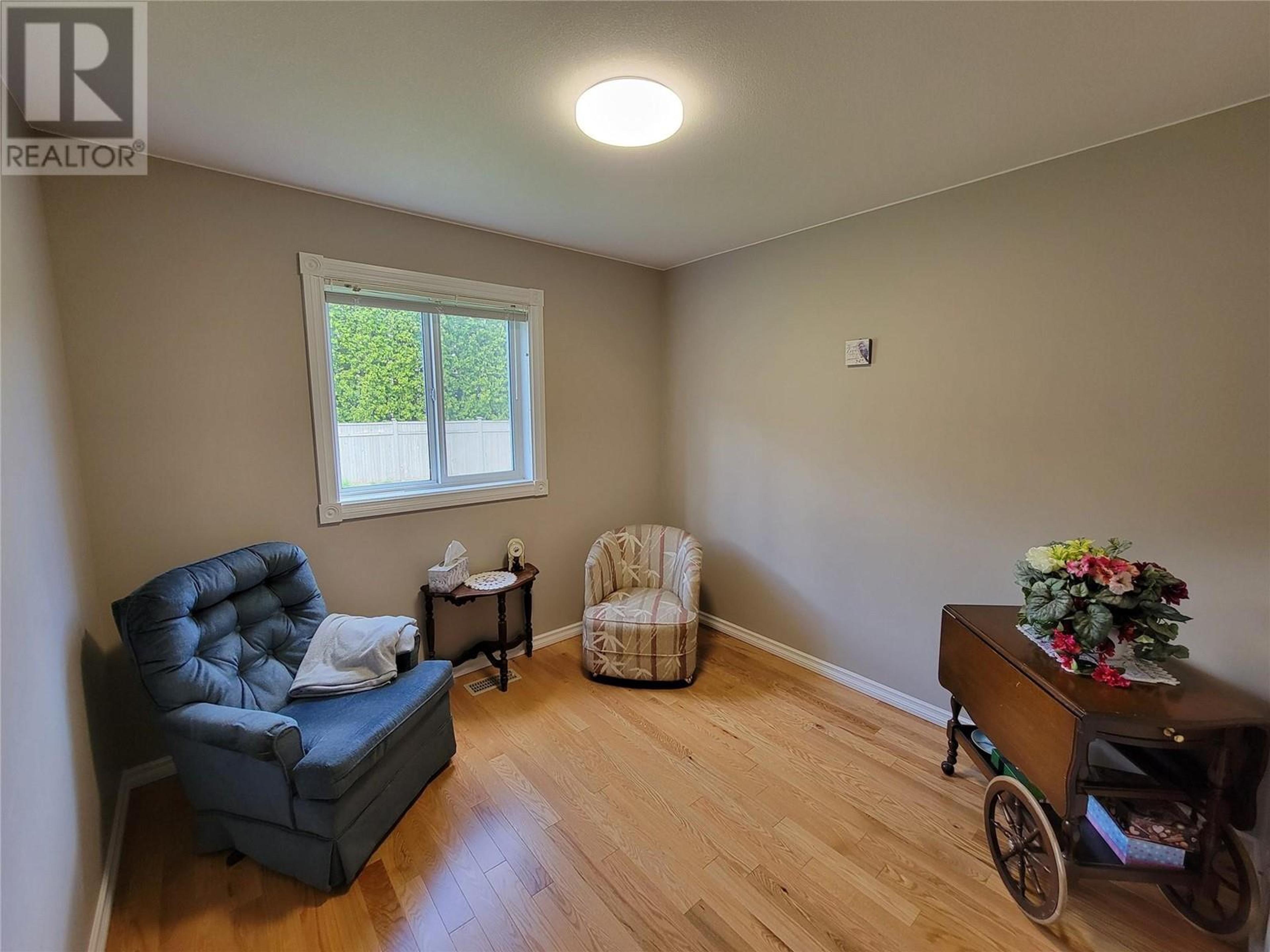 602 10TH AVENUE - Image 23