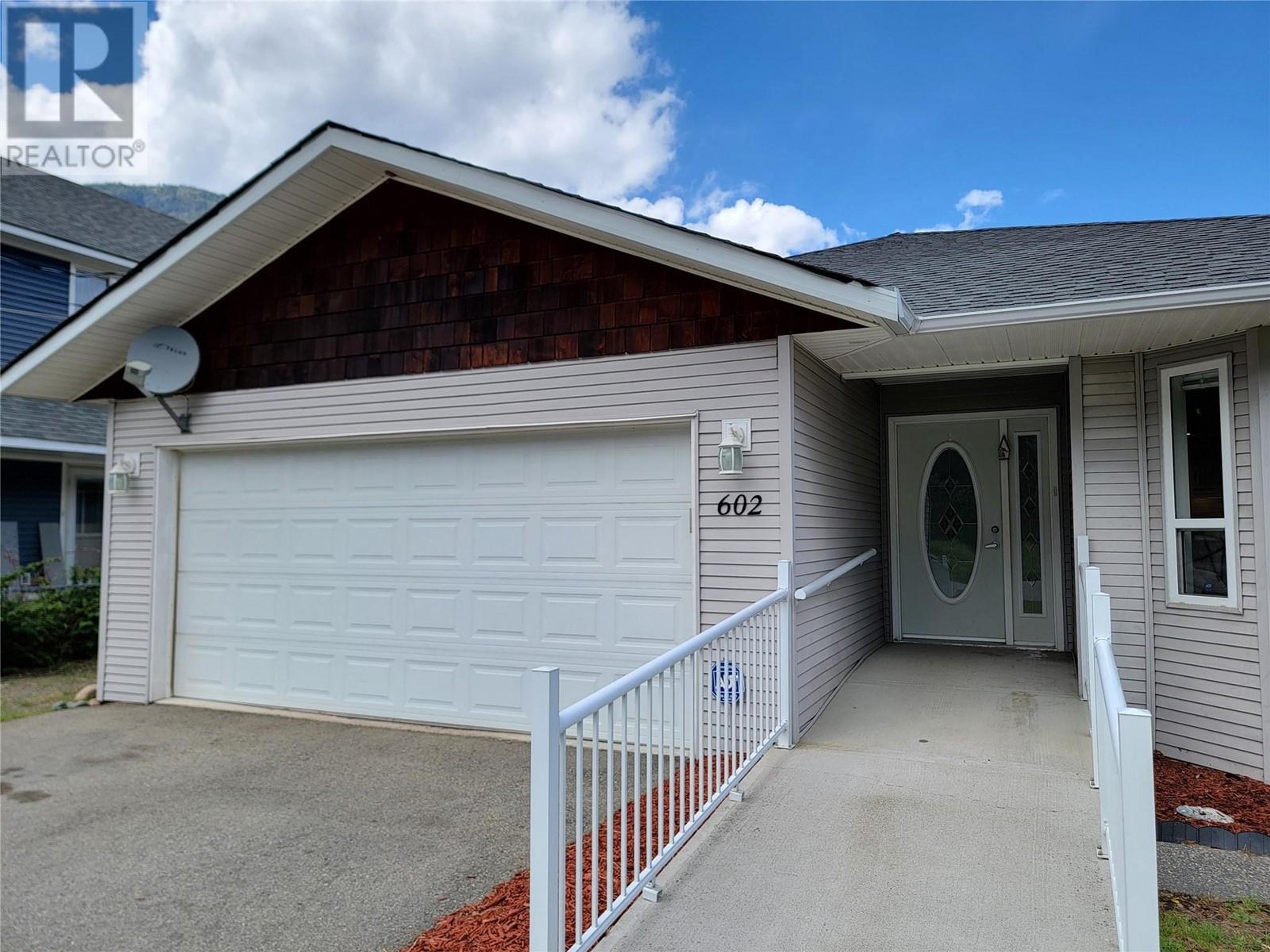 602 10TH AVENUE - Image 37