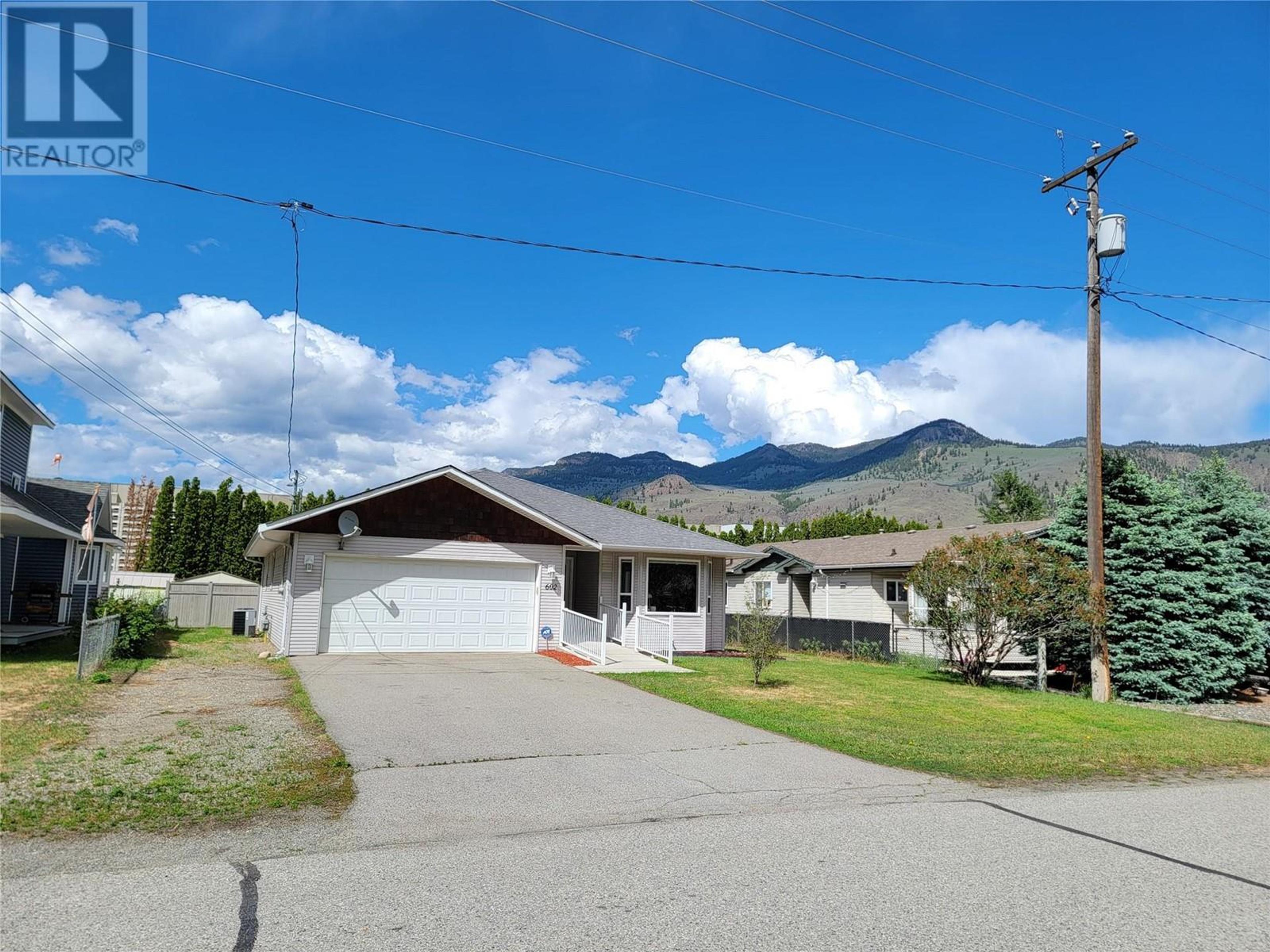602 10TH AVENUE - Image 43