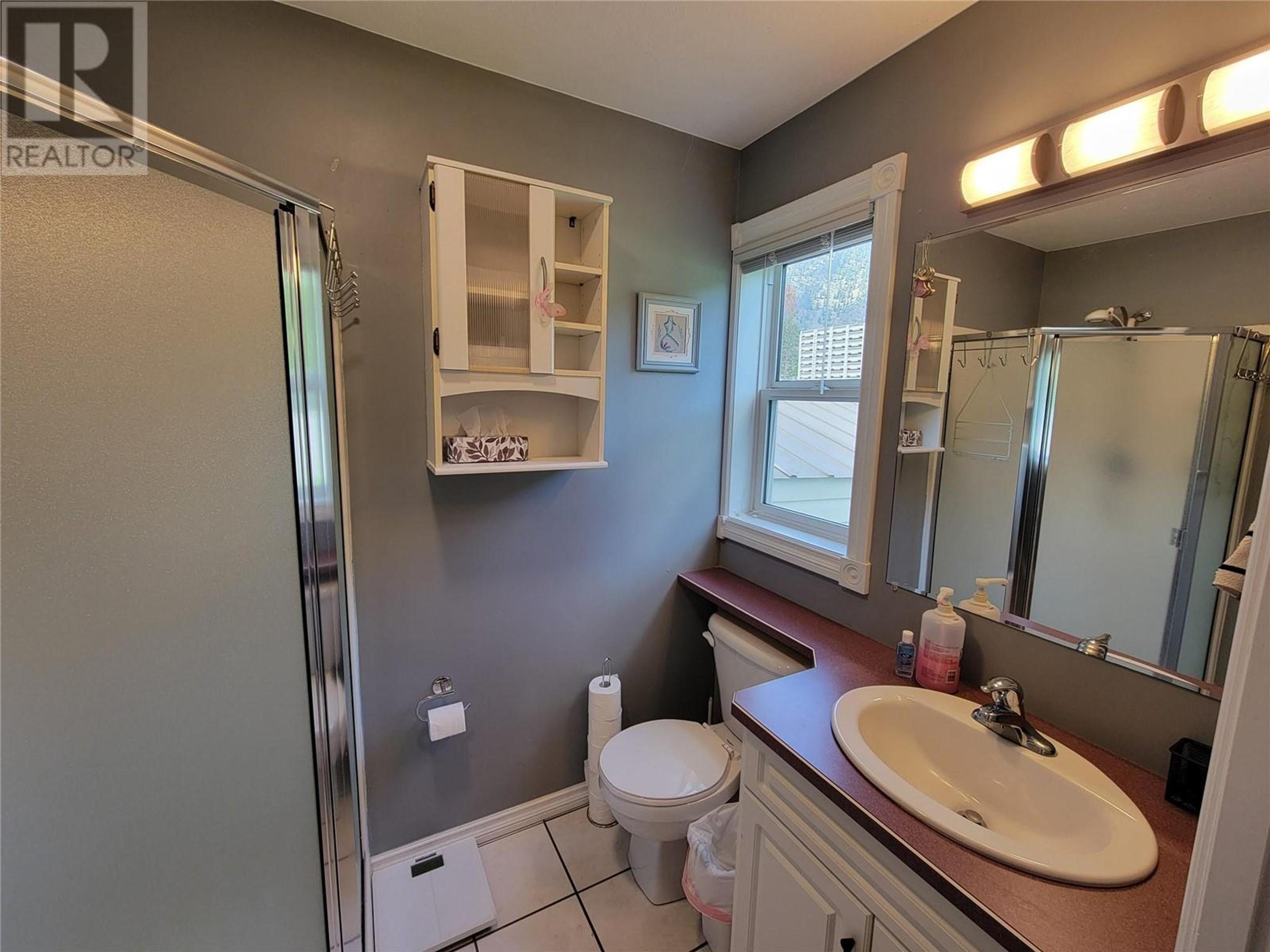 602 10TH AVENUE - Image 34