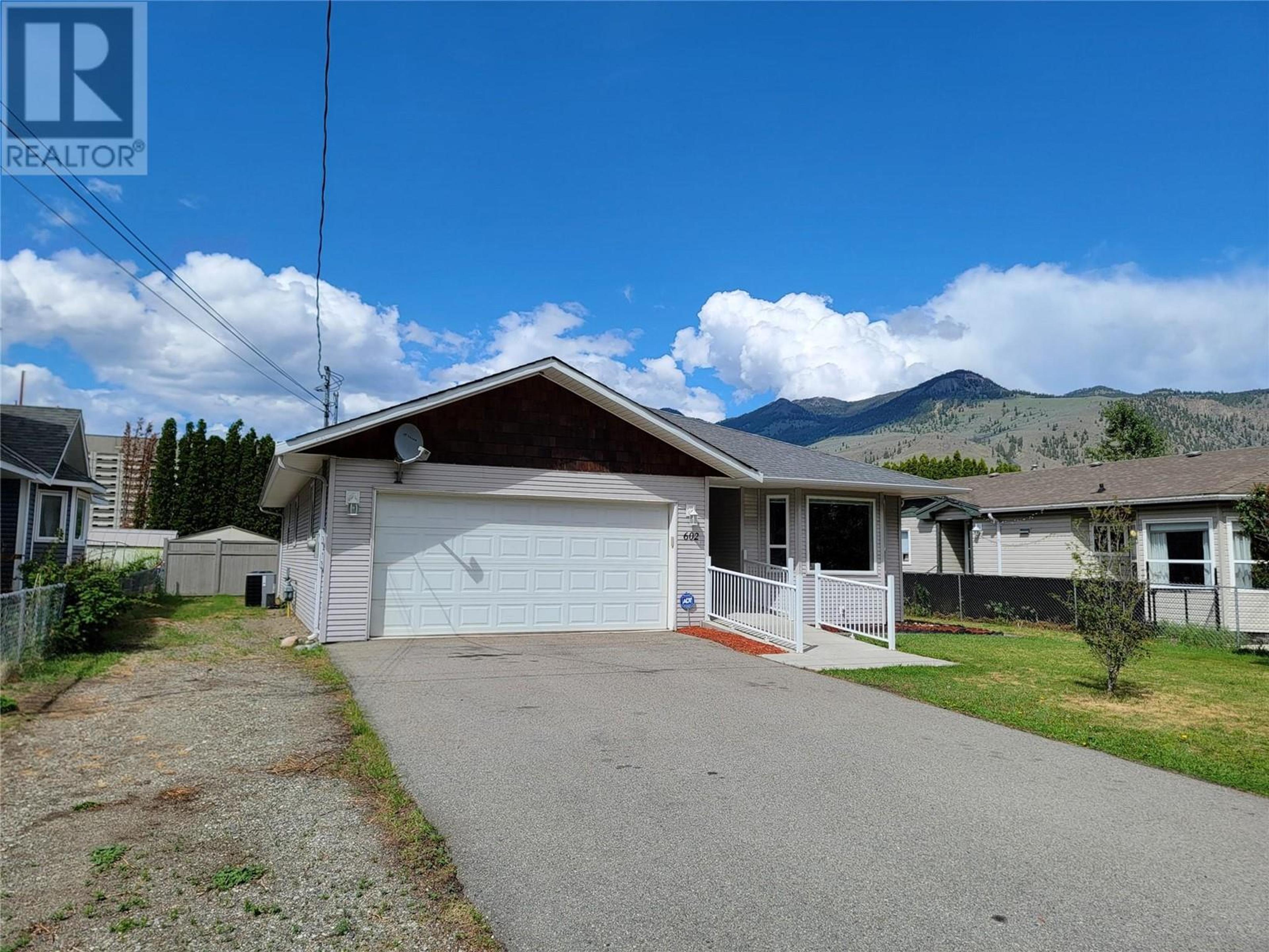 602 10TH AVENUE - Image 3