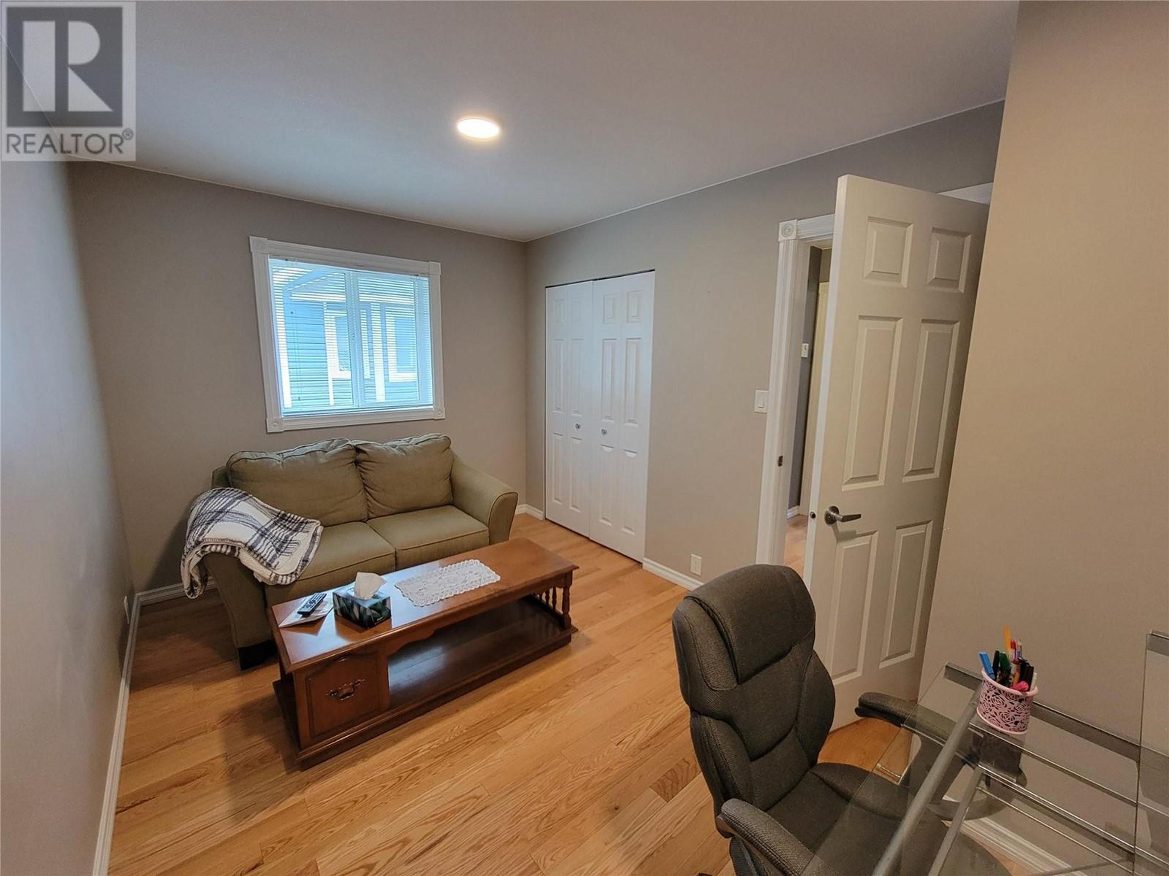 602 10TH AVENUE - Image 27