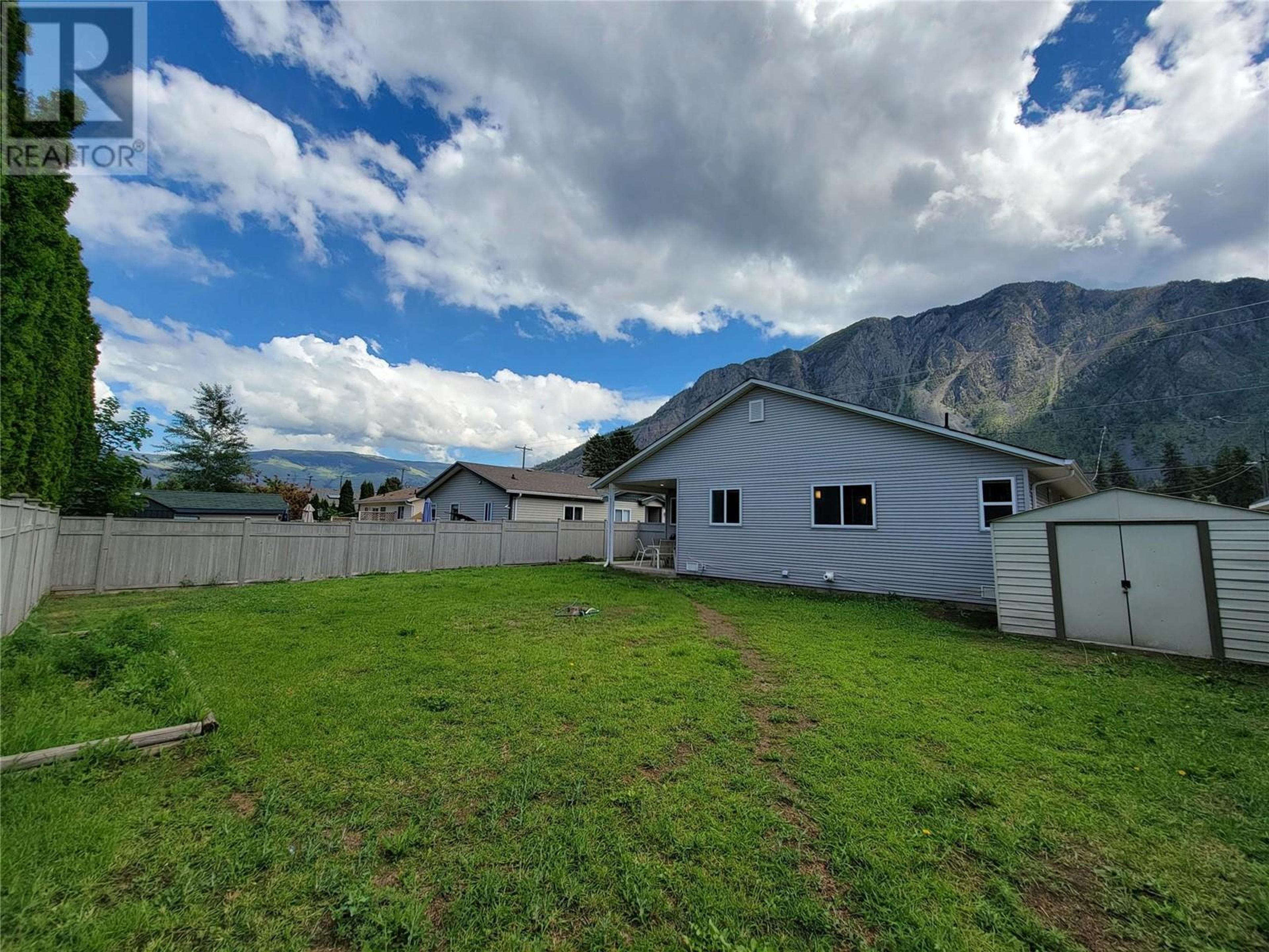 602 10TH AVENUE - Image 41
