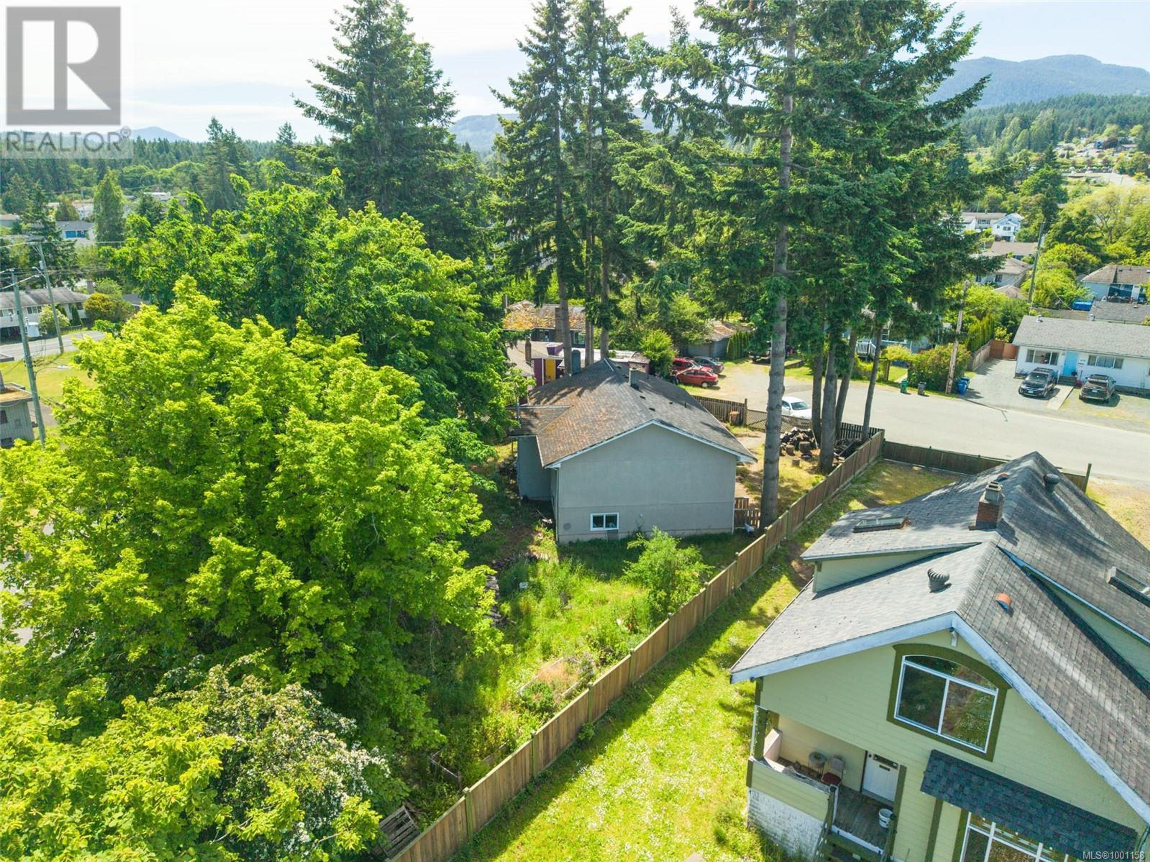 308 HAREWOOD RD - Image 6