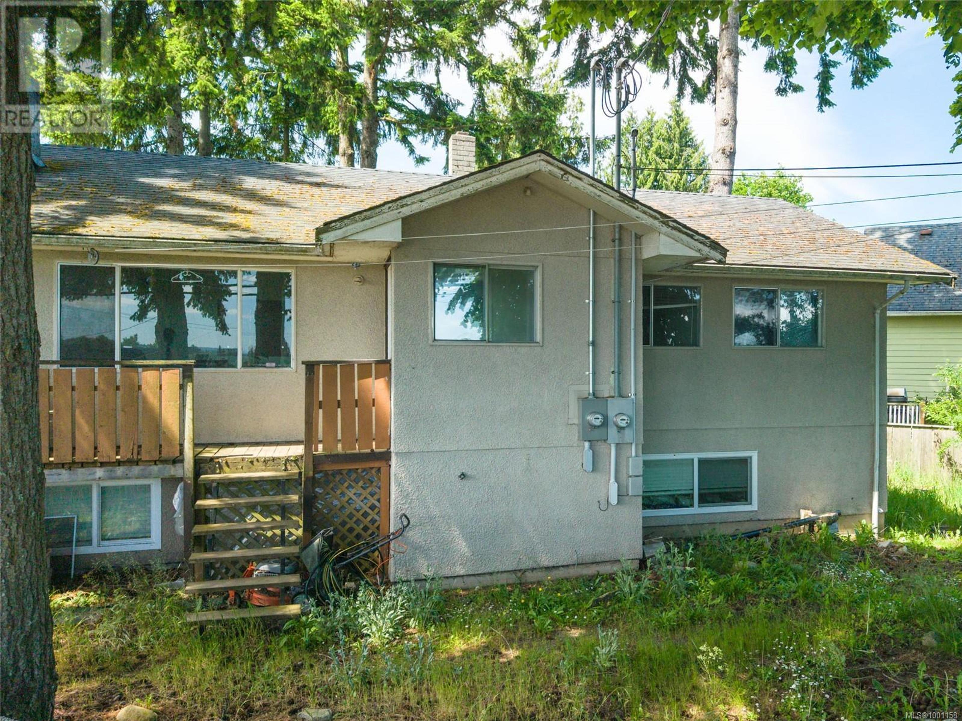 308 HAREWOOD RD - Image 11