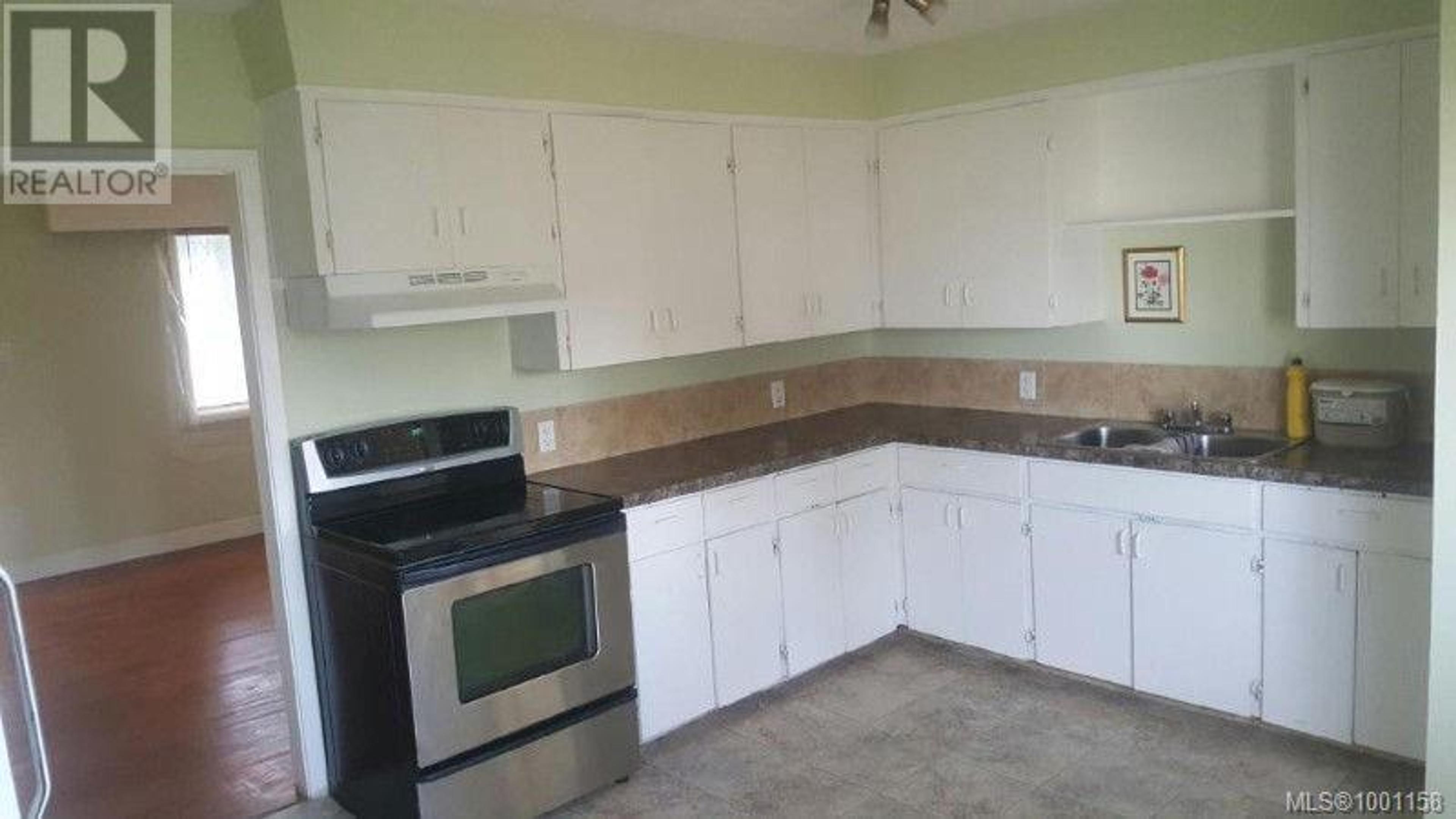 308 HAREWOOD RD - Image 26