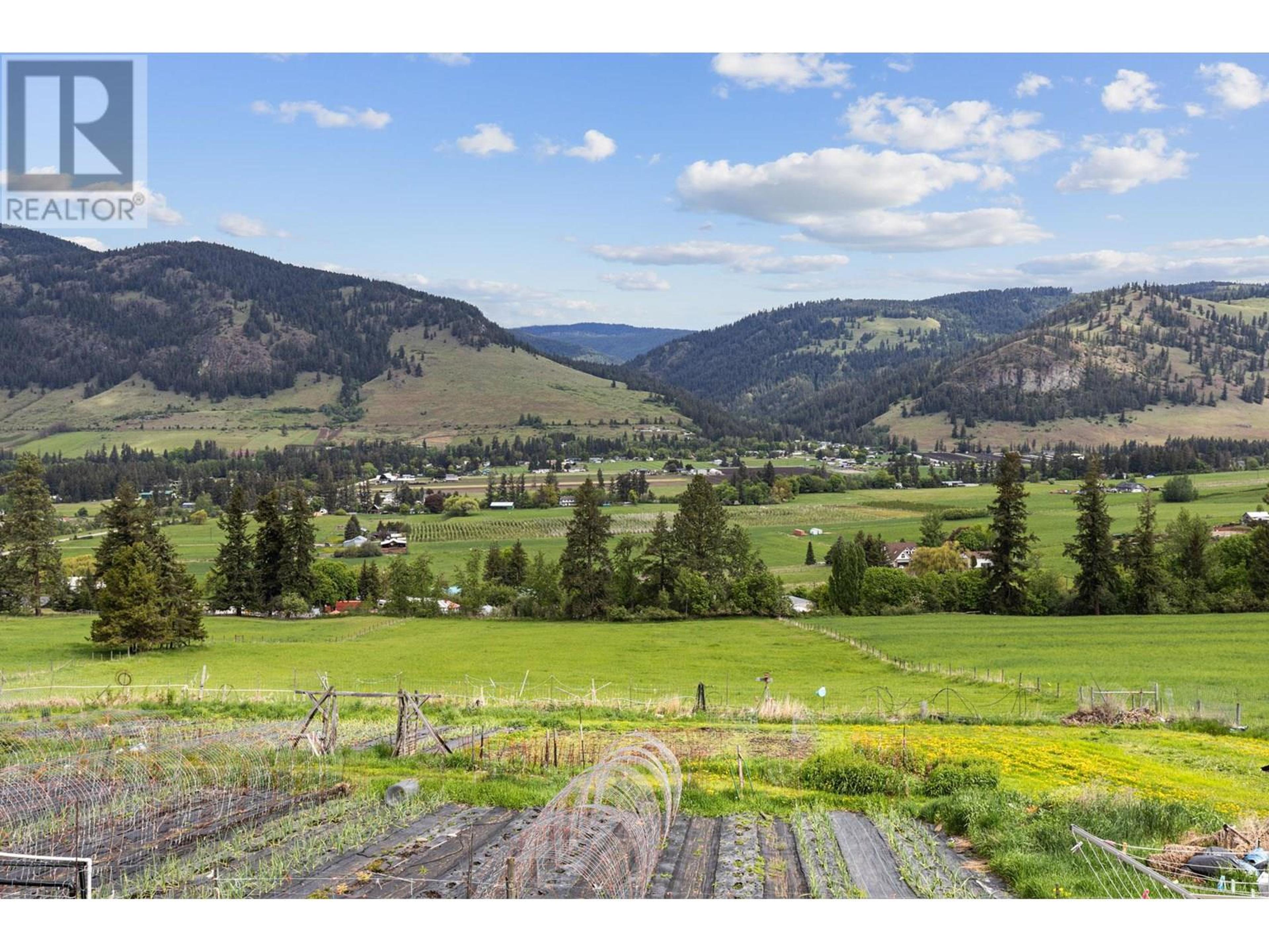 5585 REID ROAD - Image 21
