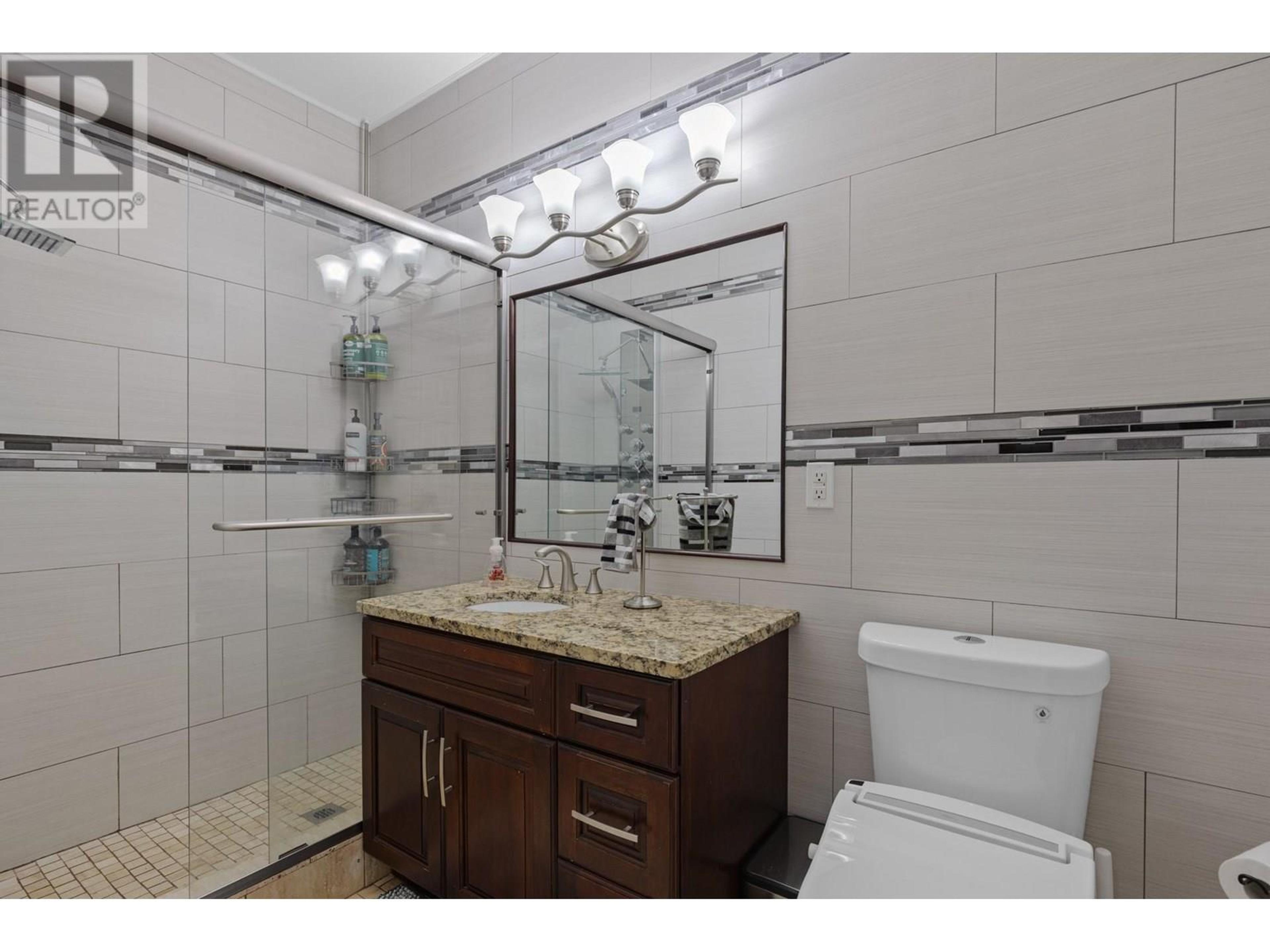 5585 REID ROAD - Image 35
