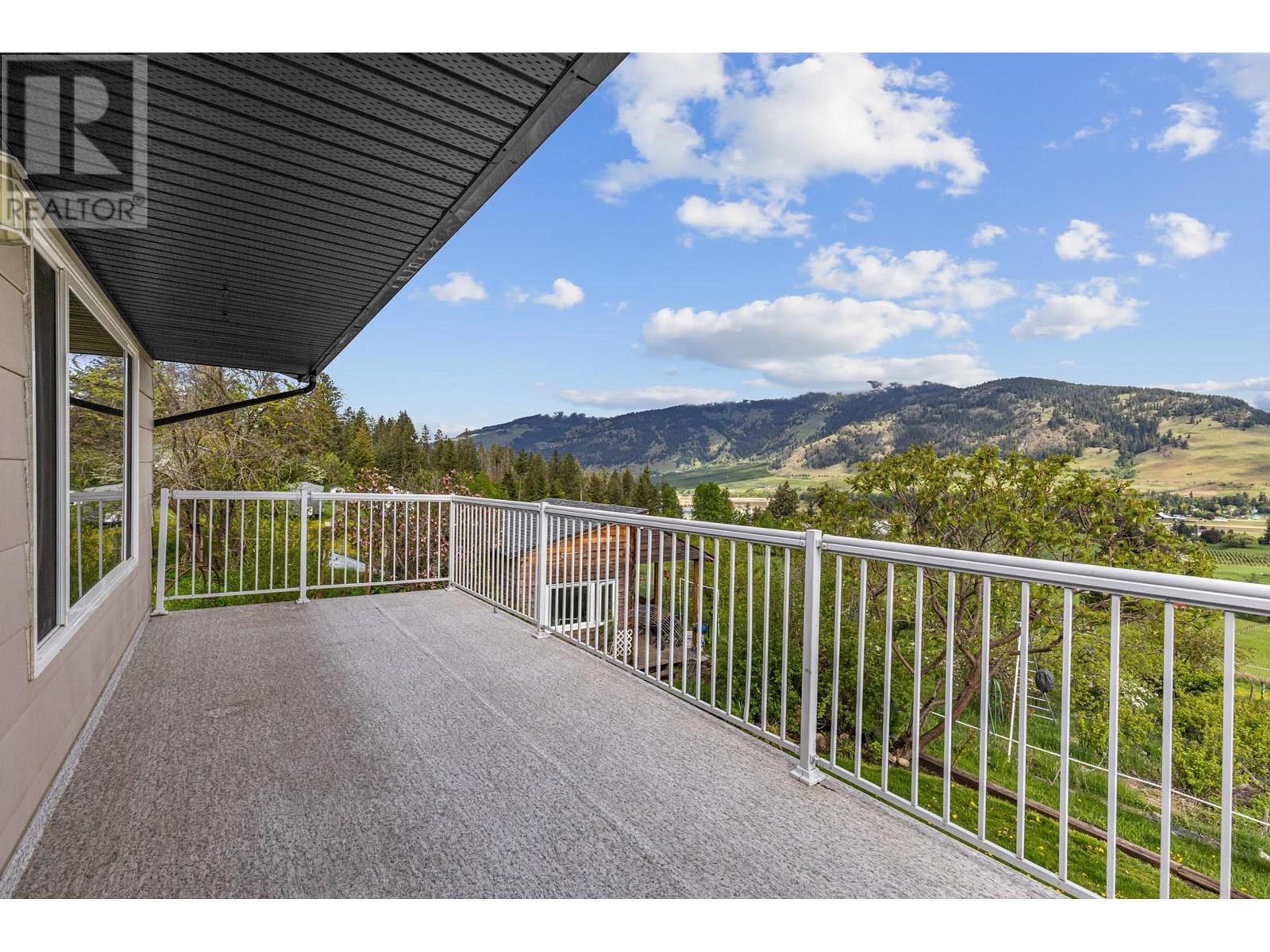 5585 REID ROAD - Image 55
