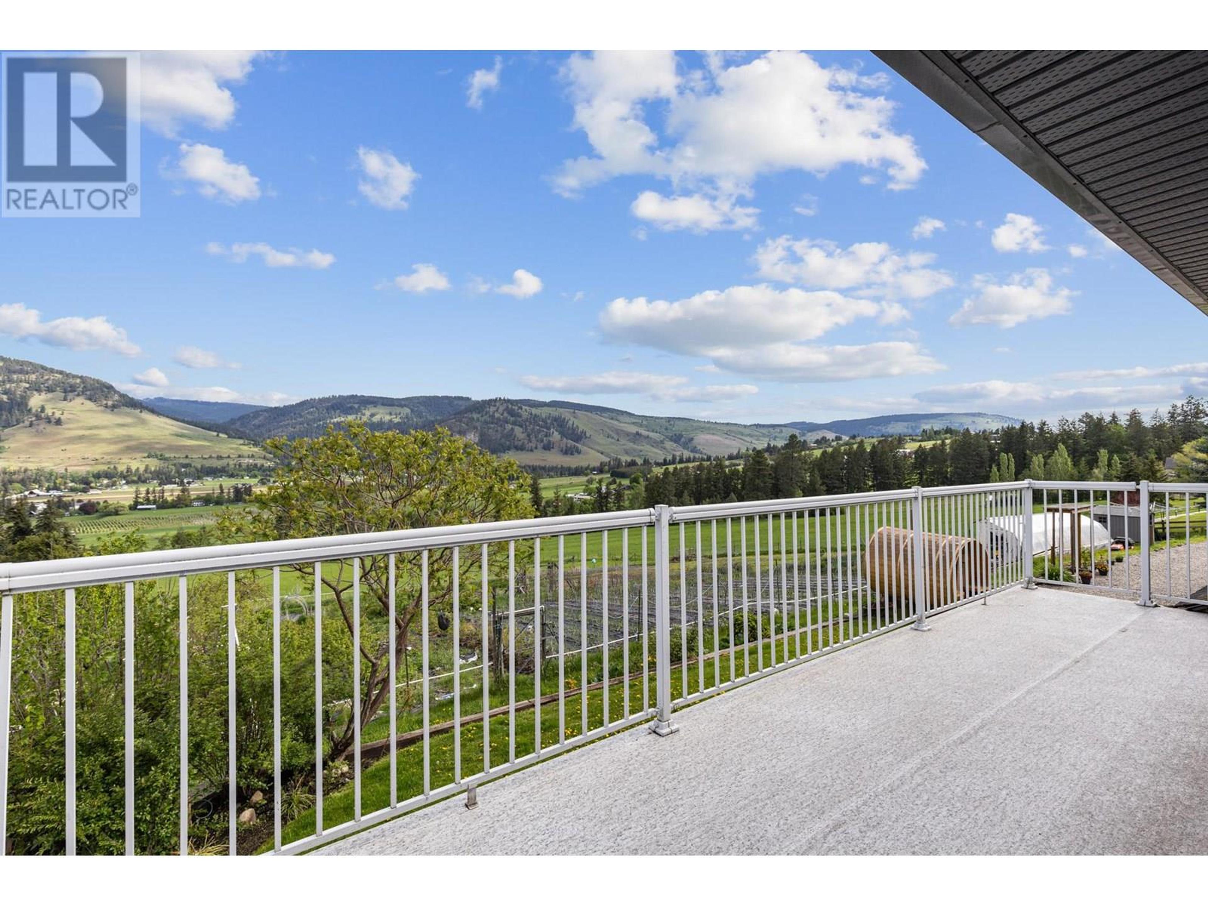 5585 REID ROAD - Image 56