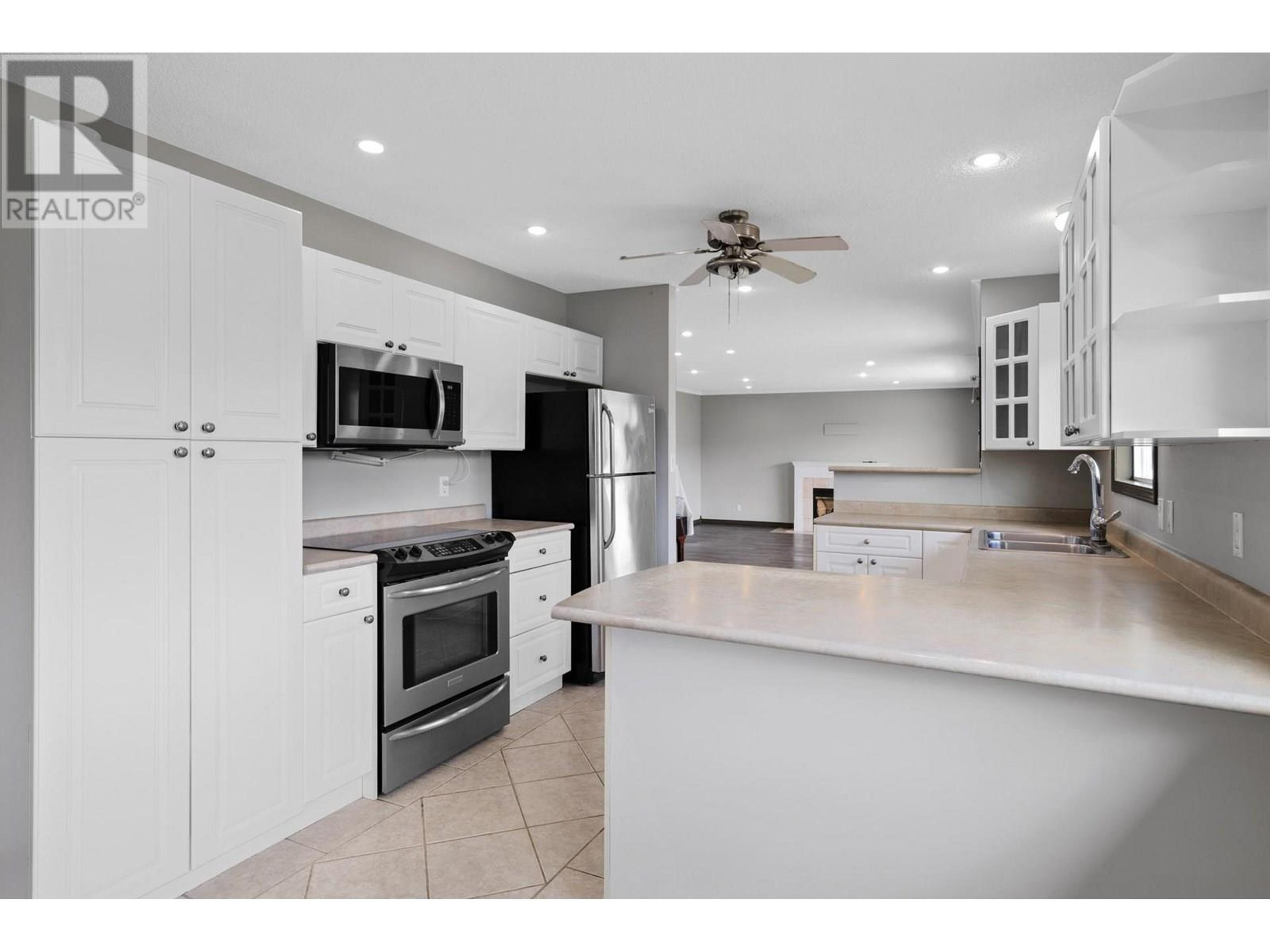 5585 REID ROAD - Image 49
