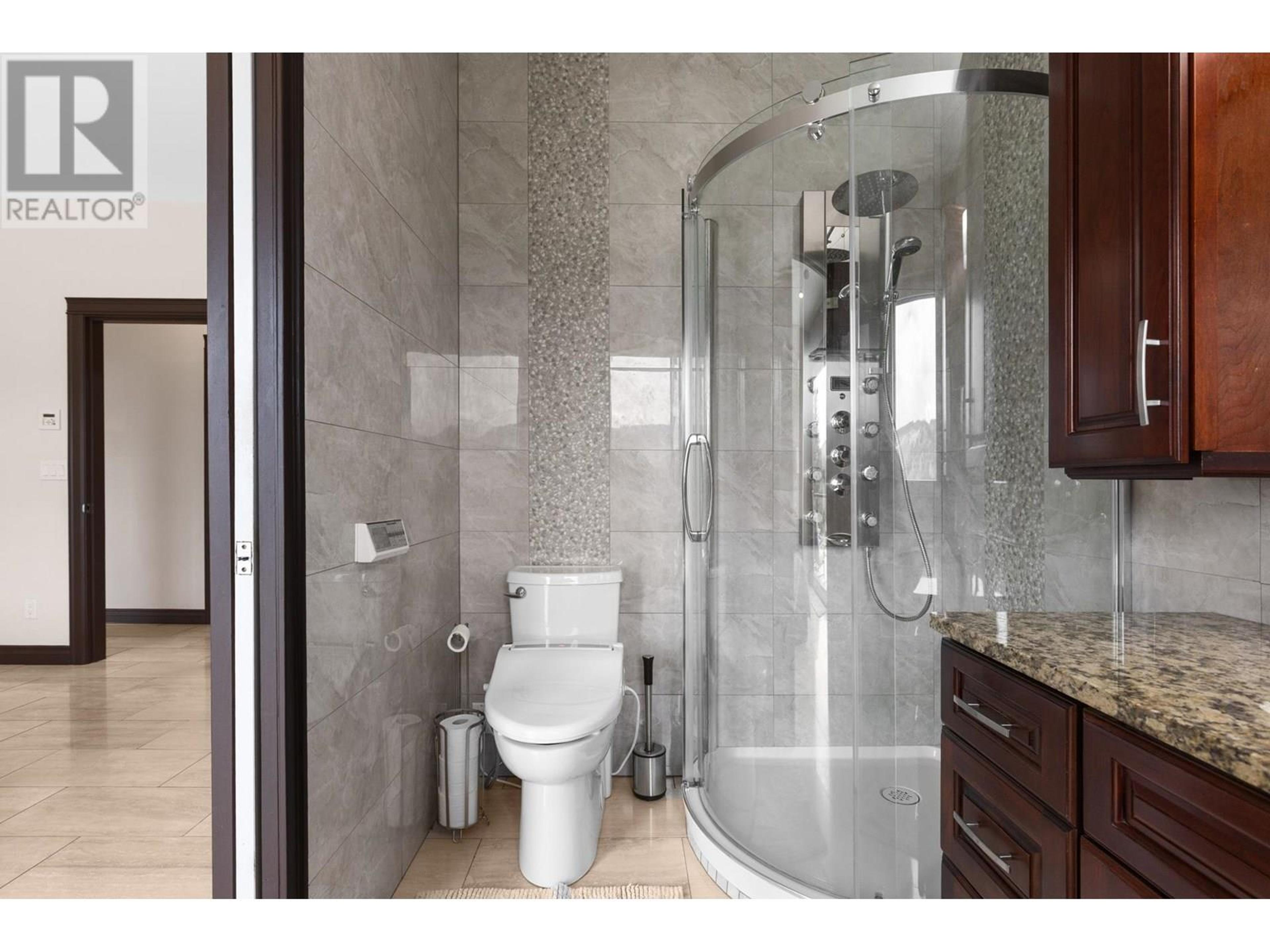 5585 REID ROAD - Image 26