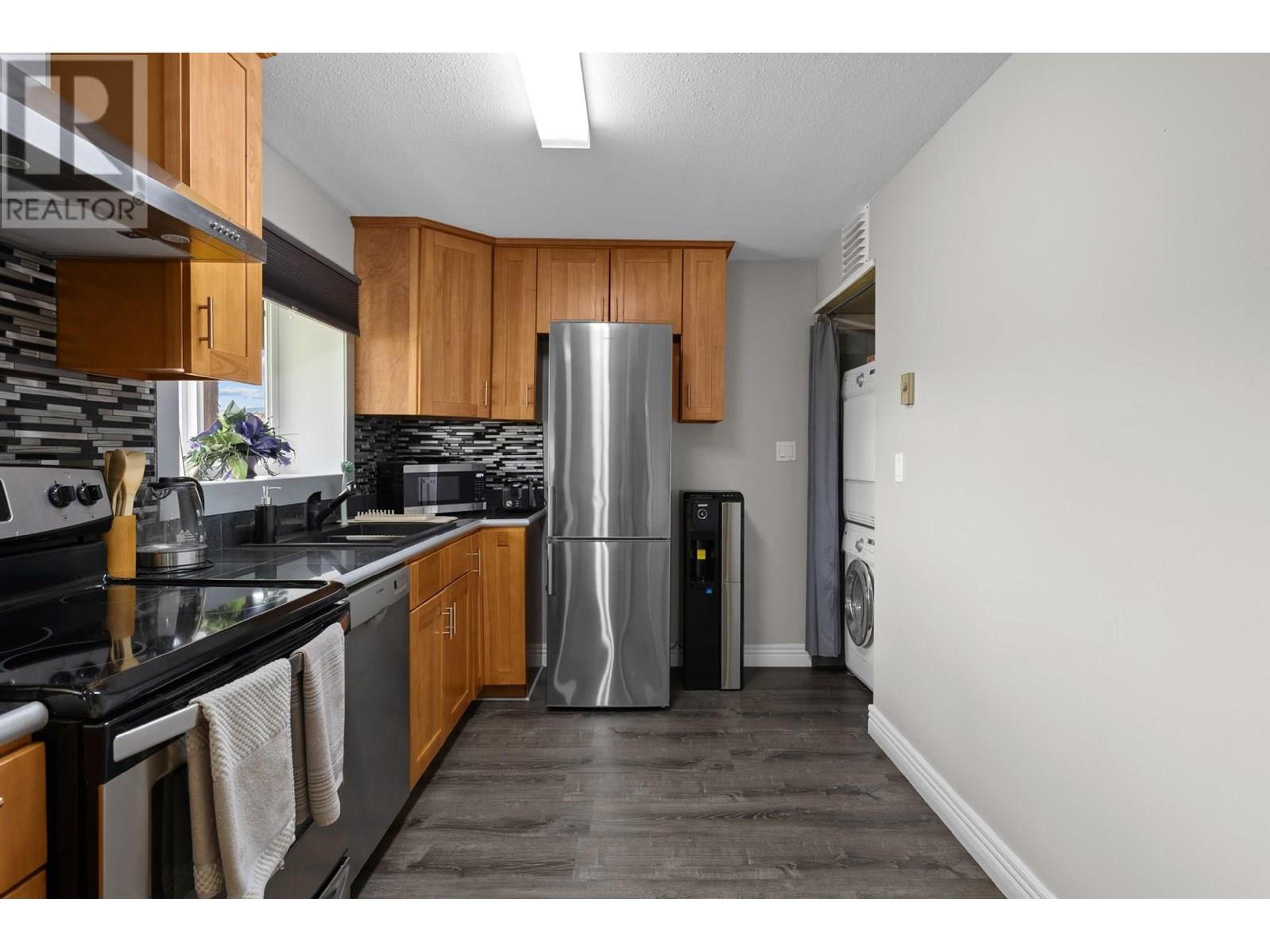 5585 REID ROAD - Image 68