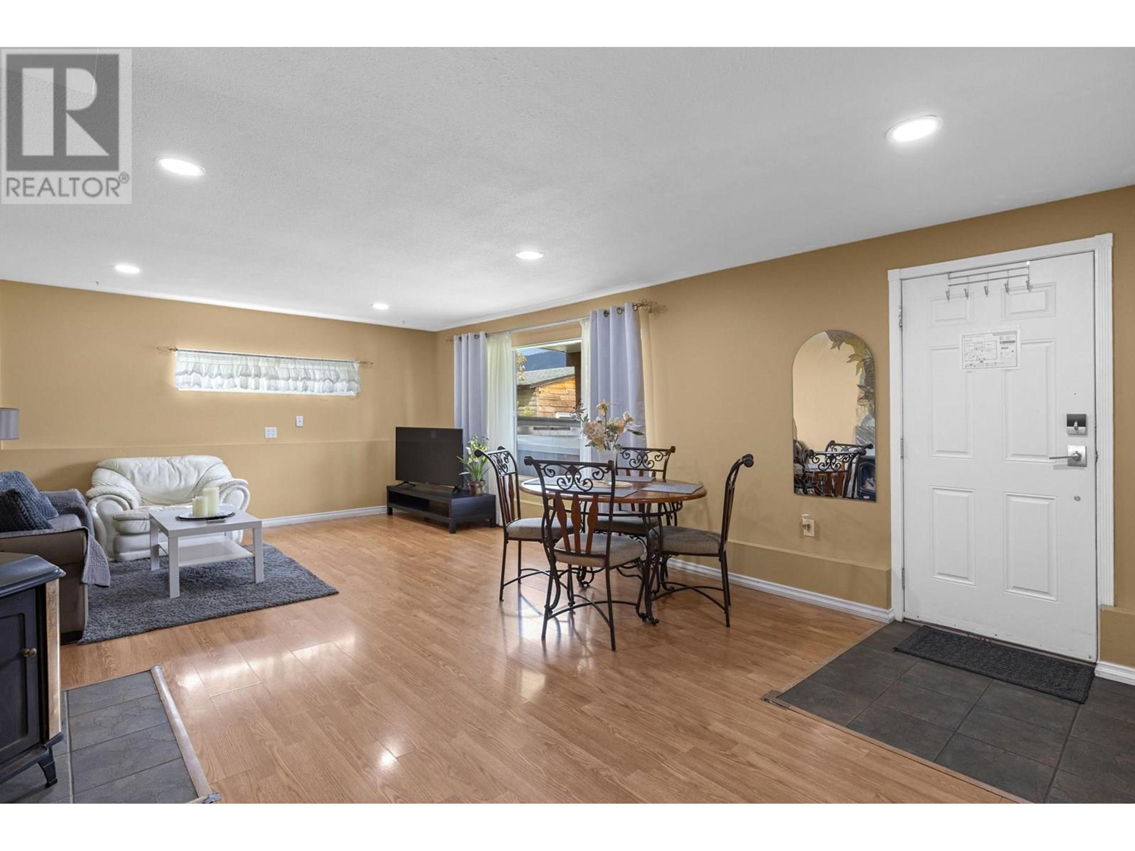 5585 REID ROAD - Image 63