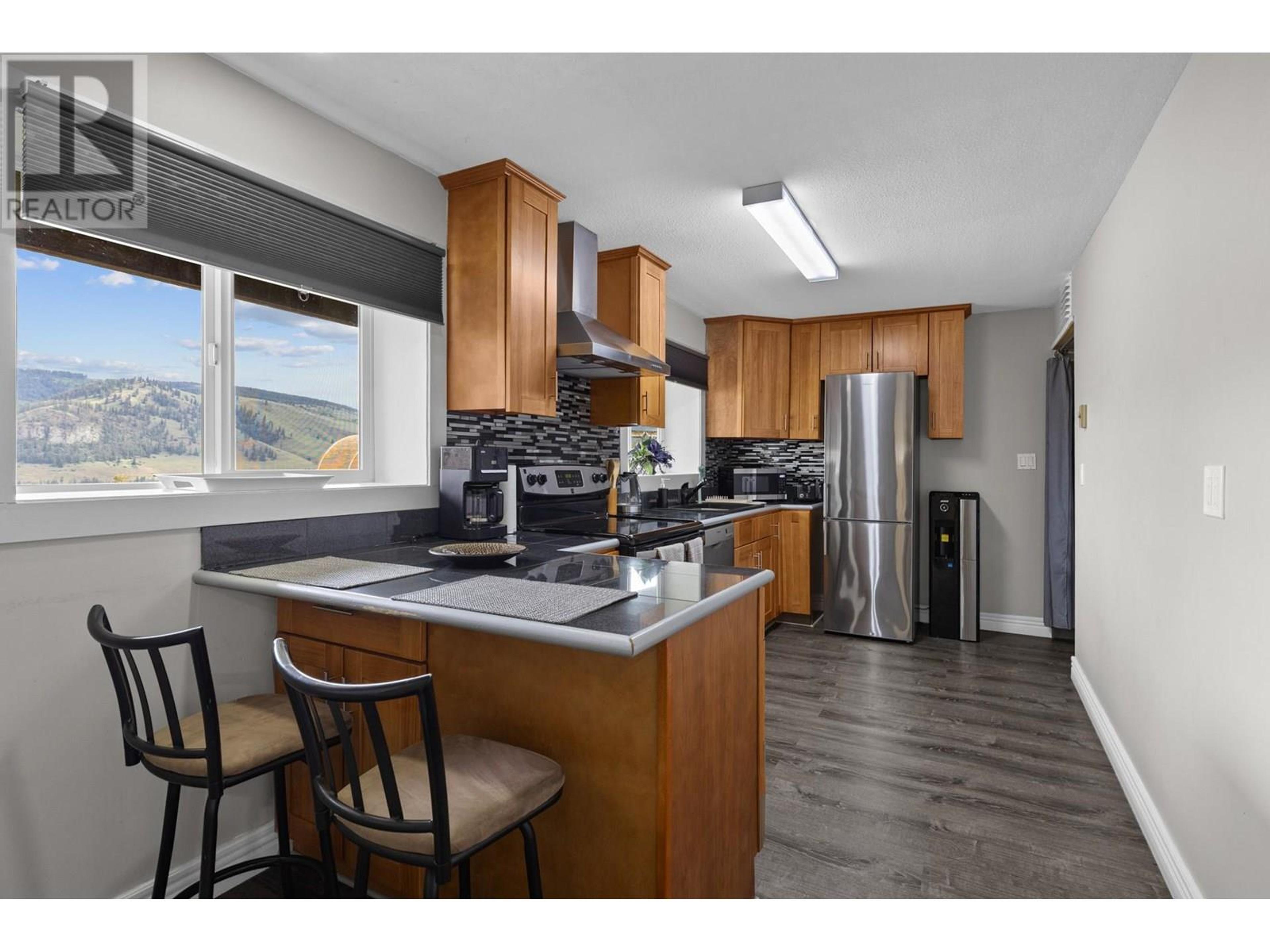 5585 REID ROAD - Image 67