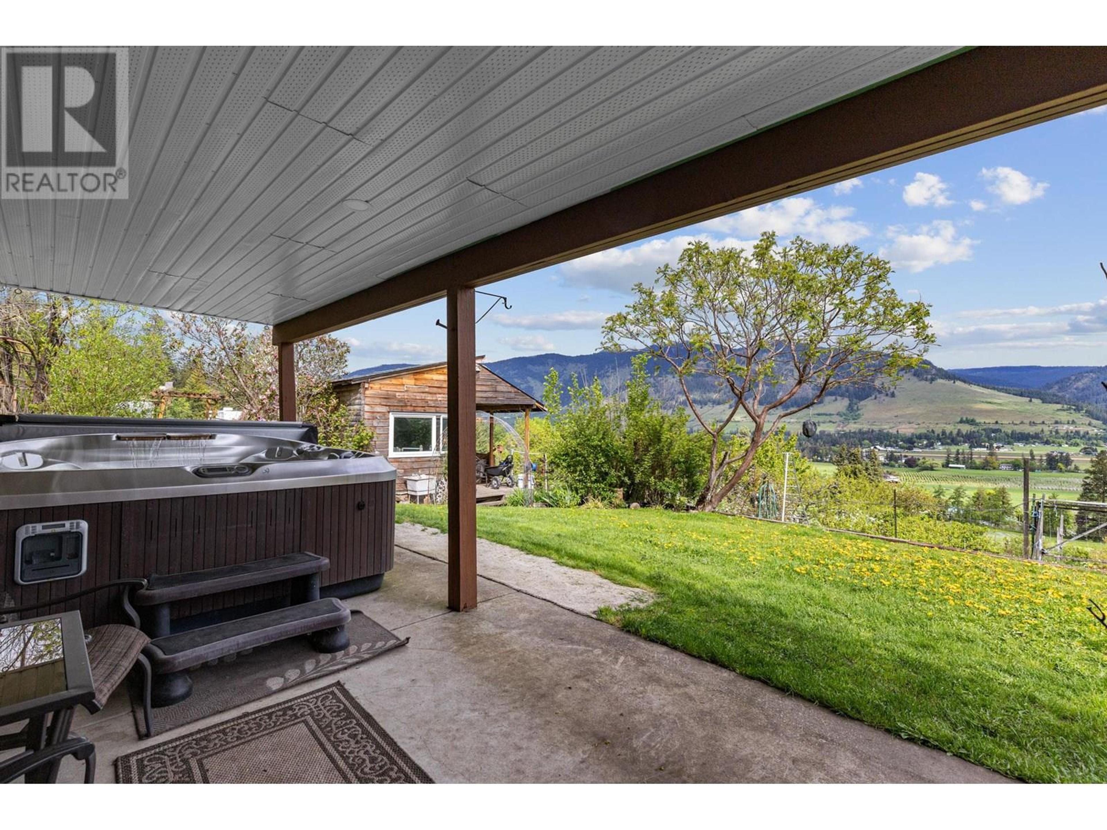 5585 REID ROAD - Image 76