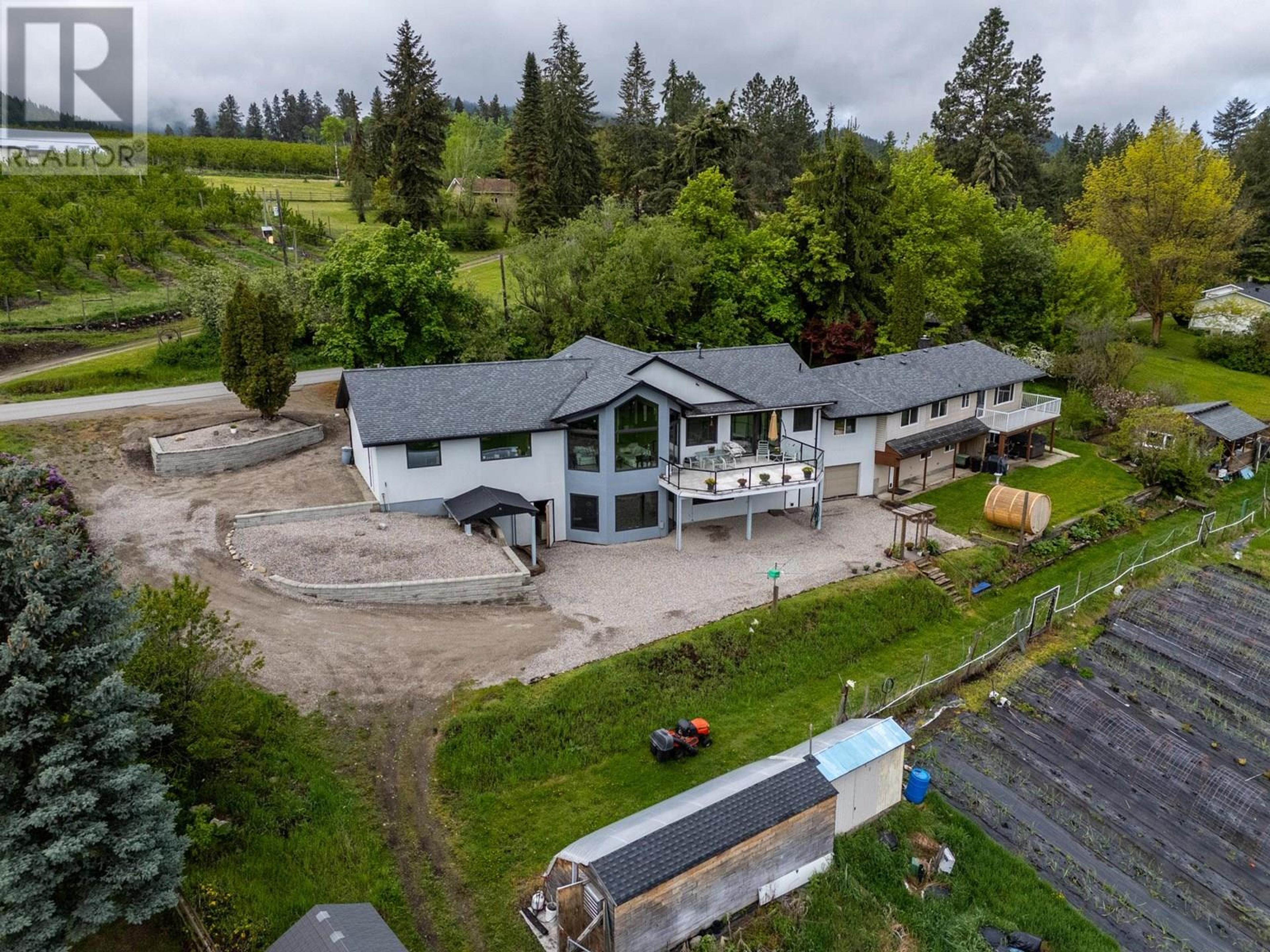 5585 REID ROAD - Image 91