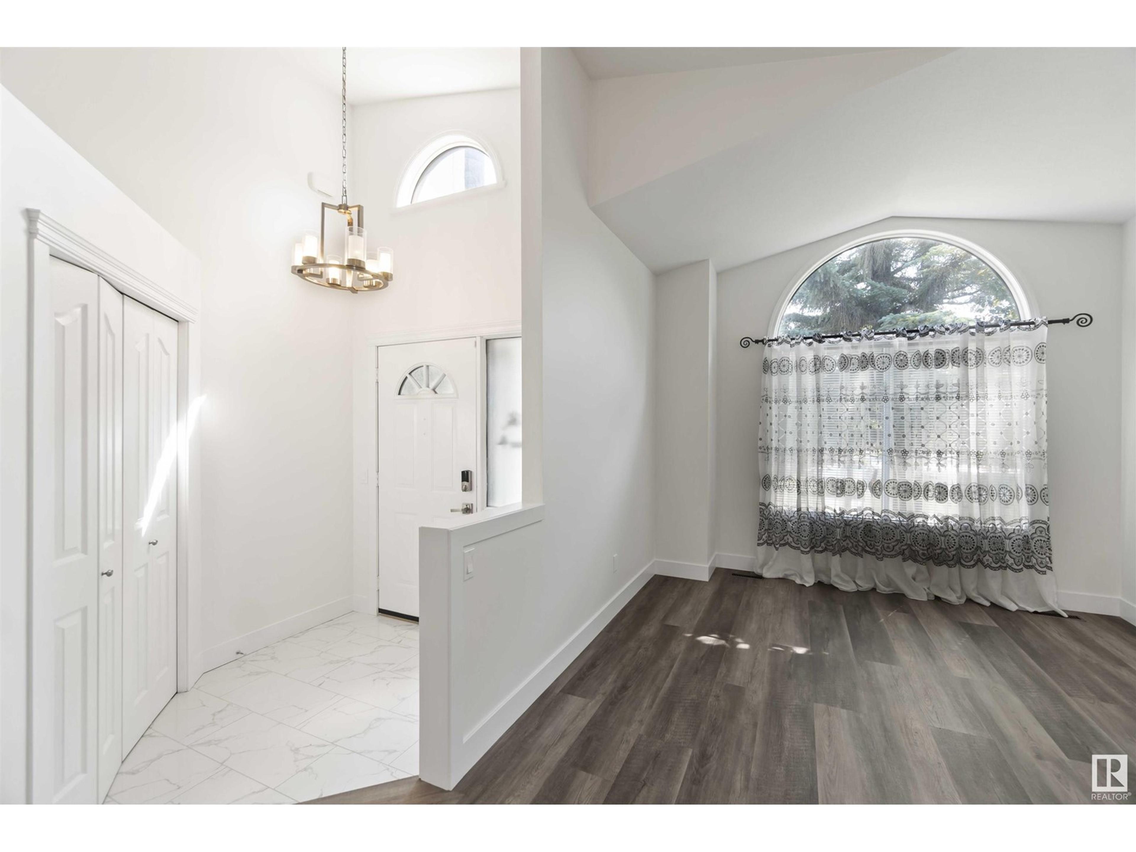 31 DEER RIDGE DR - Image 2