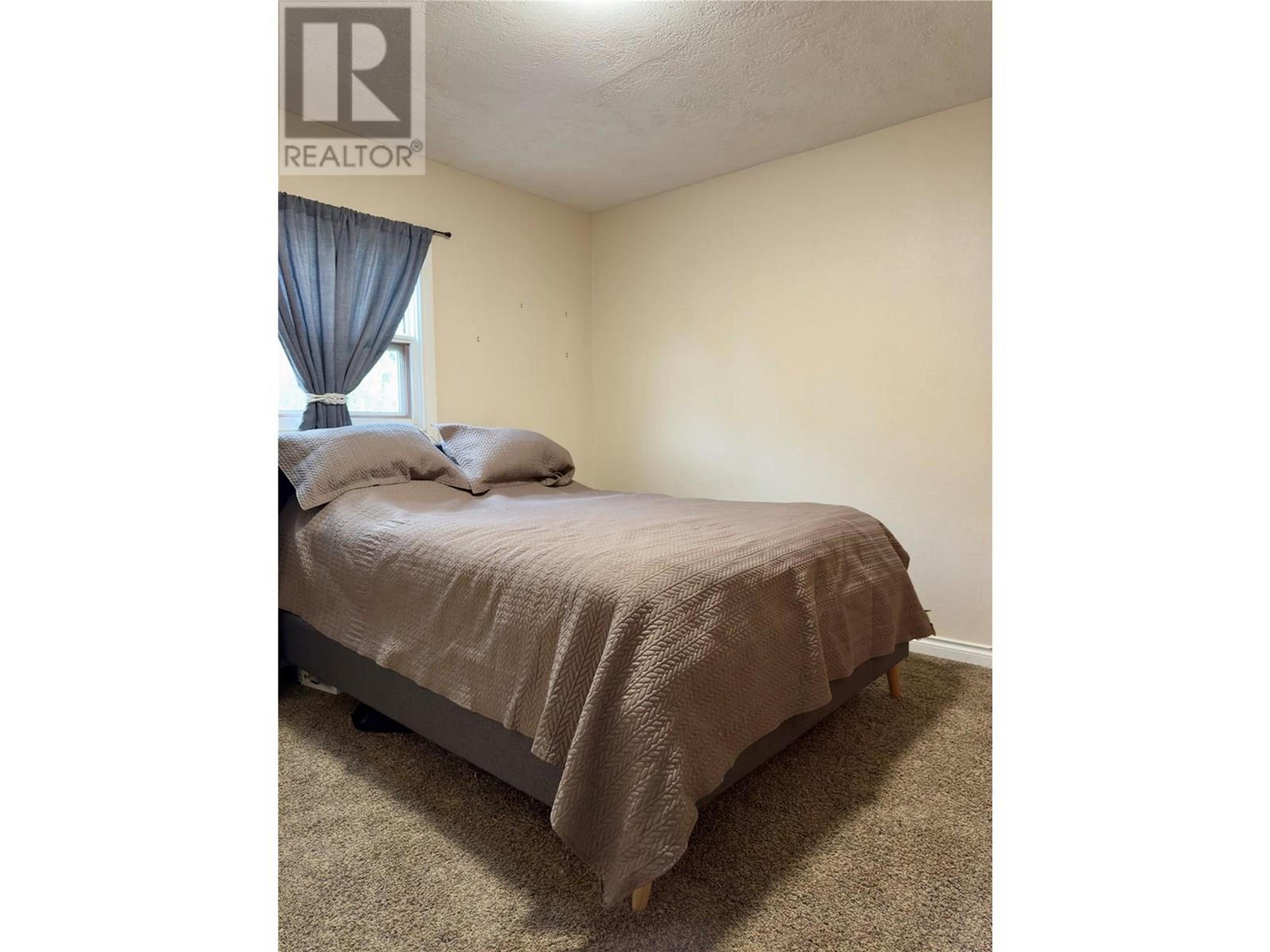 11604 10 STREET - Image 6