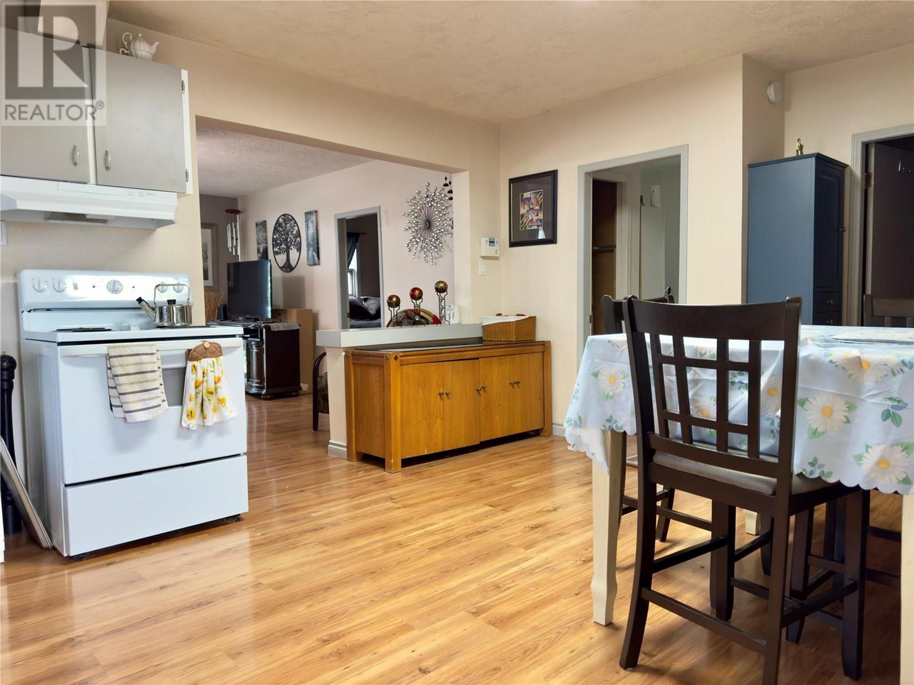 11604 10 STREET - Image 7